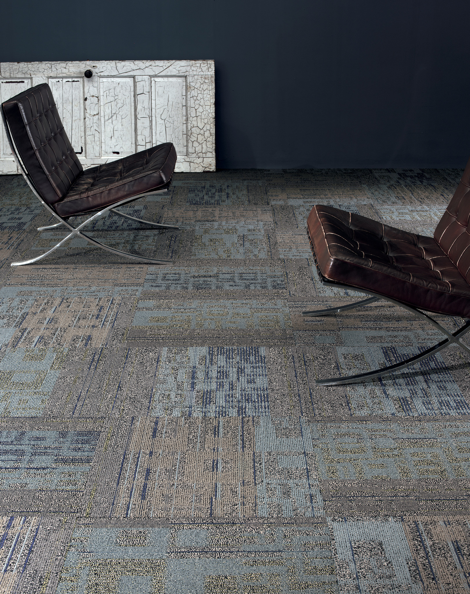 INTERMIX-J0135-BLEND-00412-room-image