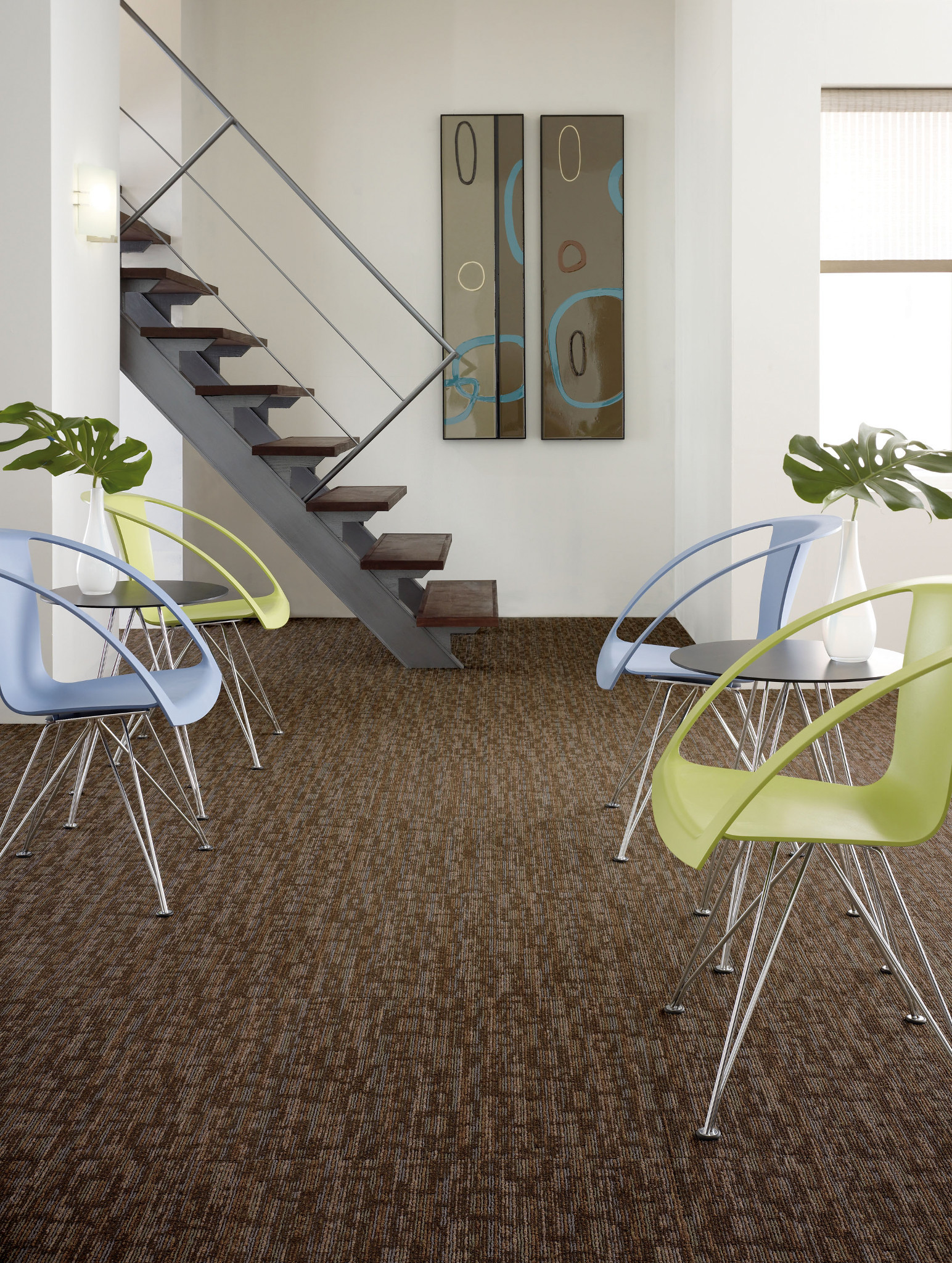 HOOK-UP-54491-SHOCKED-91595-room-image