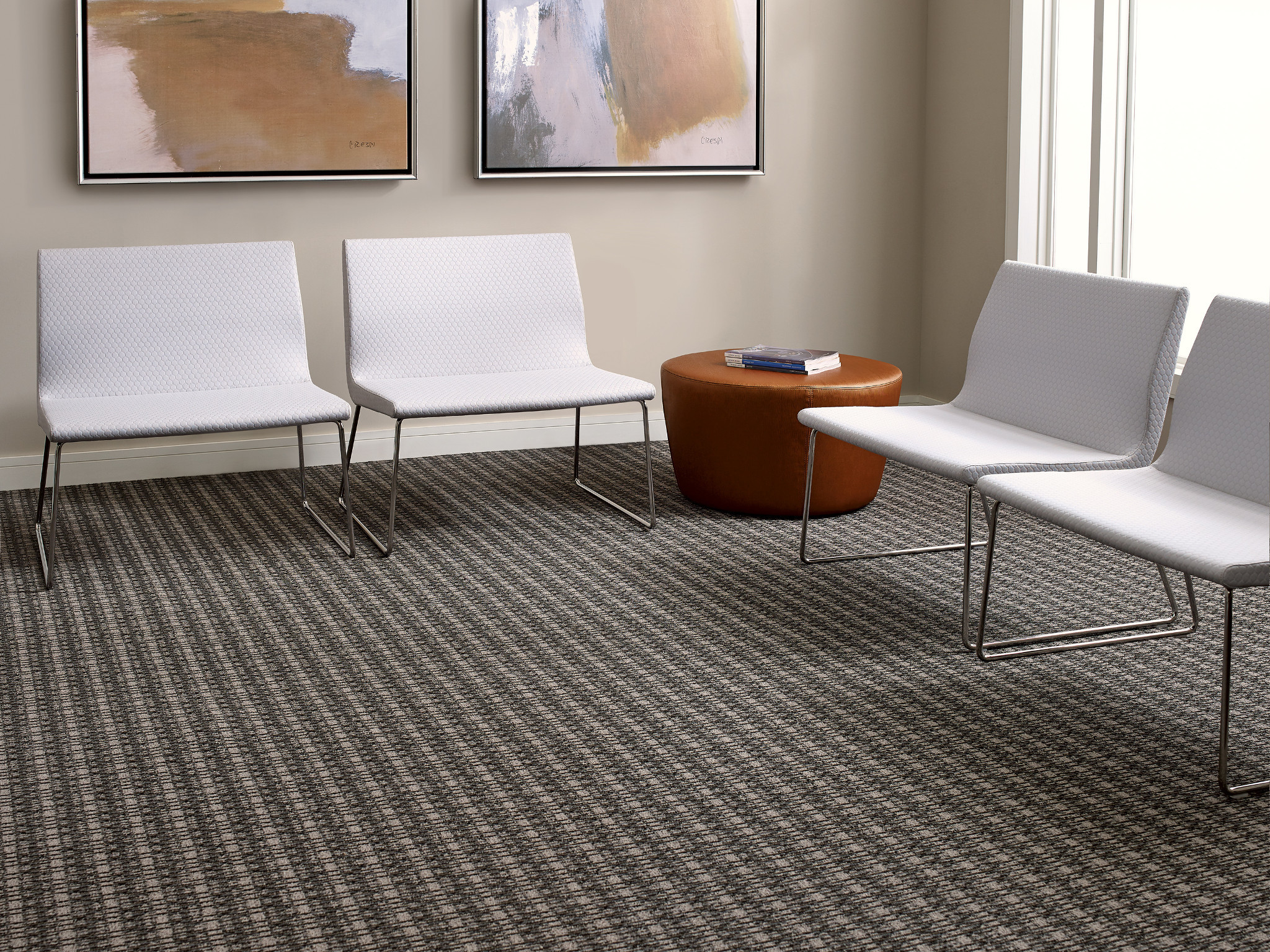 BE PRESENT 54808 WISDOM 00510 room image