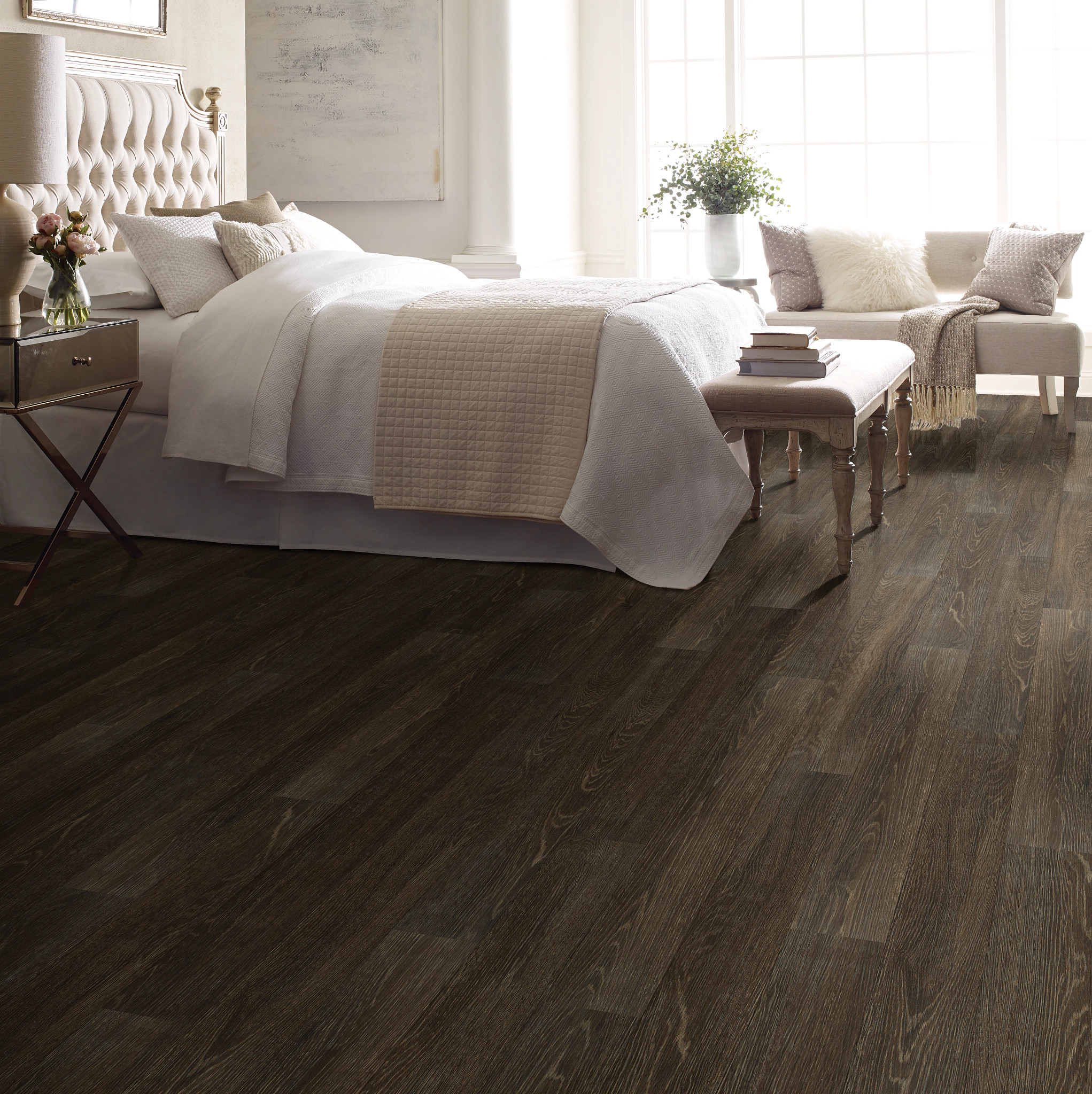 SYMBIOTIC-30-5M304-HEATH-00740-room-image