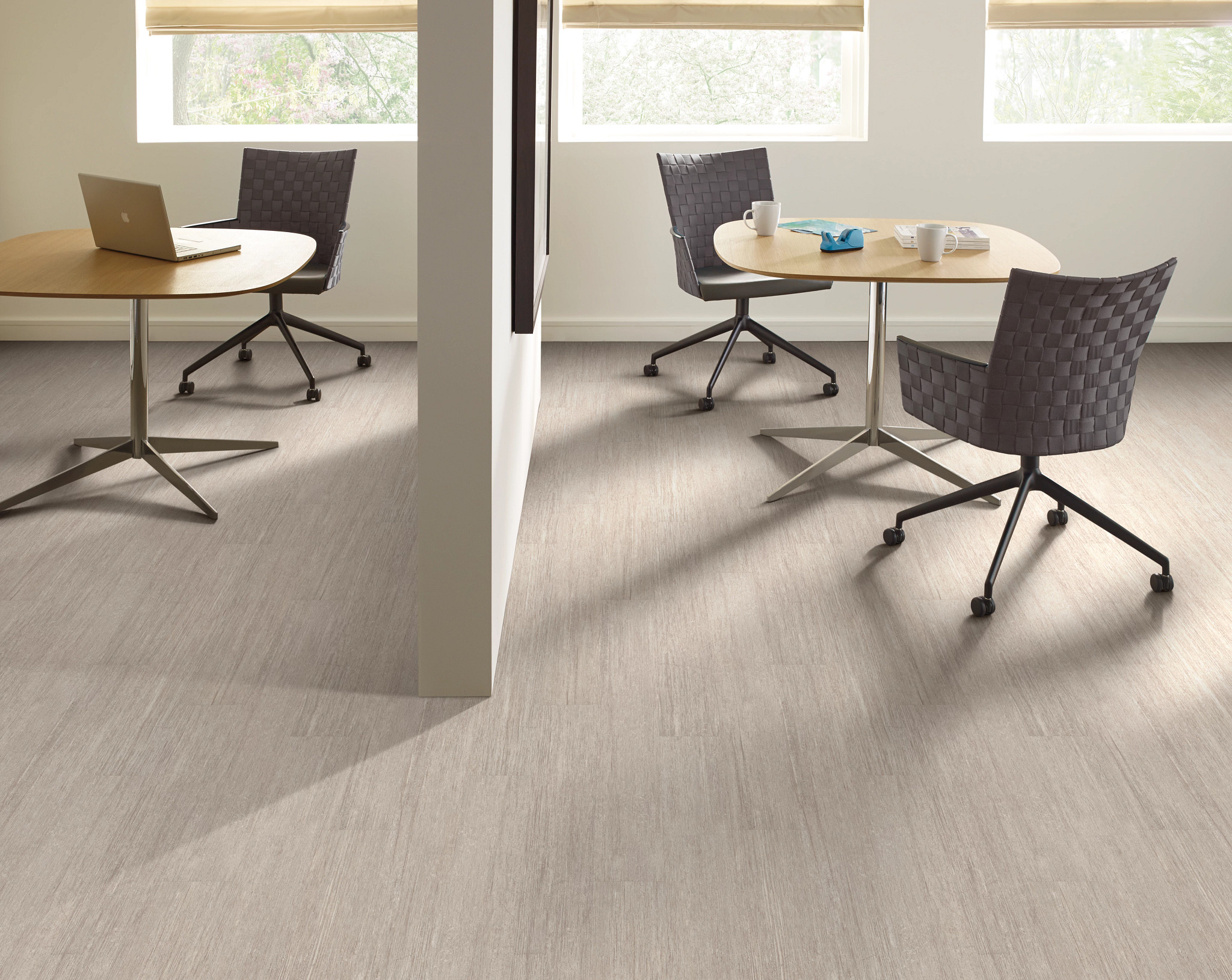 IN-THE-GRAIN-II-20-MIL-5525V-RYE-00116-room-image