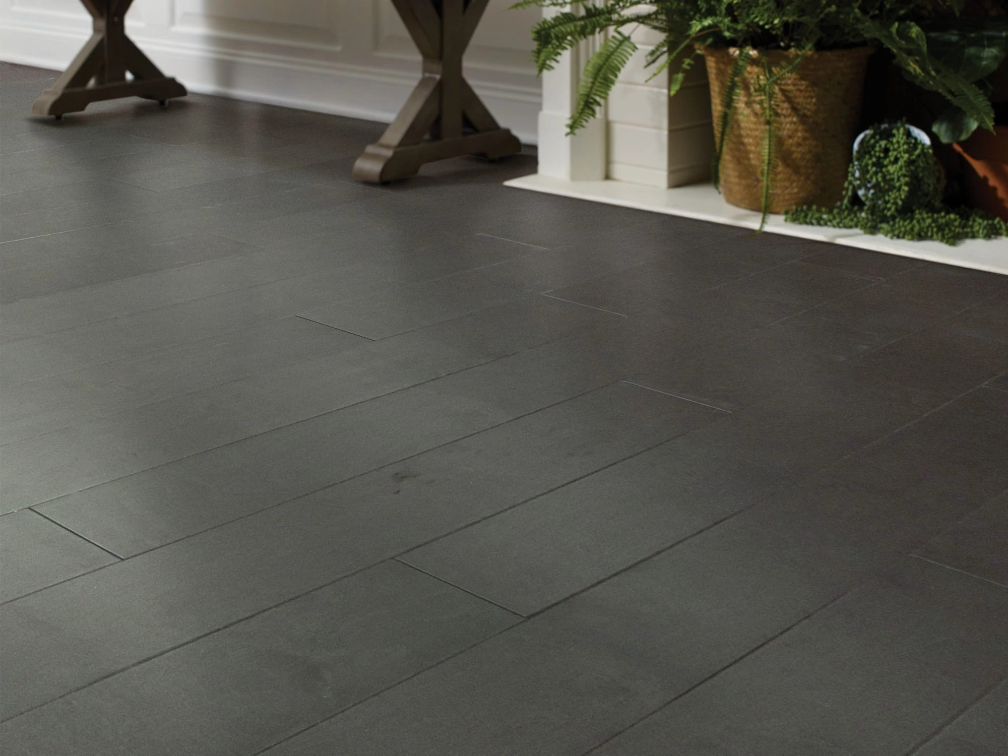 ECLECTIC MAPLE CONTEMPORARY ROOM