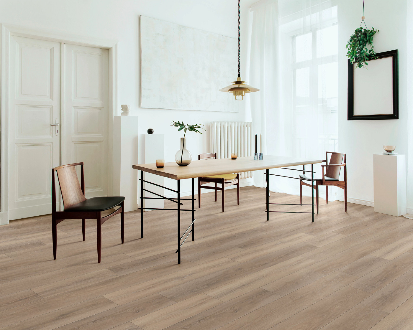 Grande Ellidy Oak flooring, shown in a room