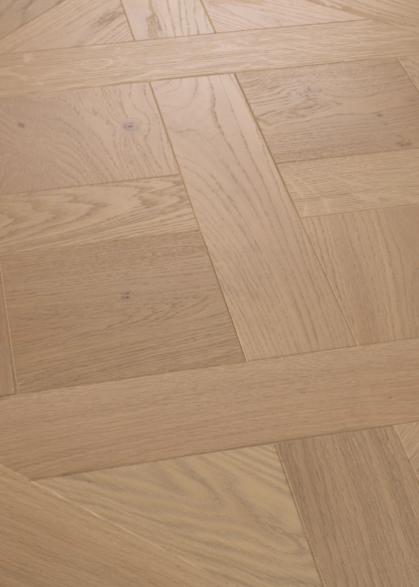 PROVINCIAL PARQUET FRENCH BUFF ANGLED
