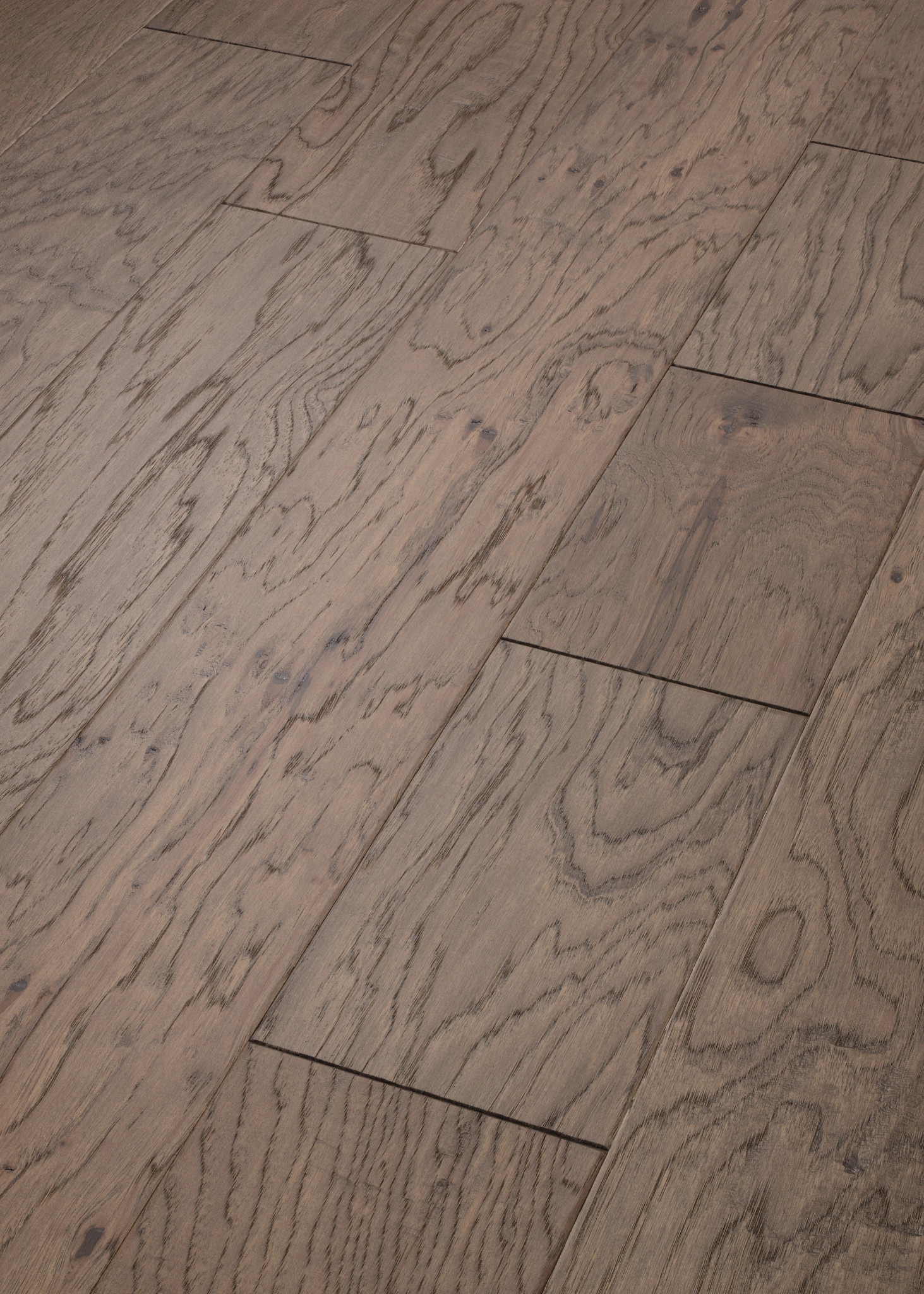 PEBBLE HILL 6 3/8" SHEARLING ANGLED