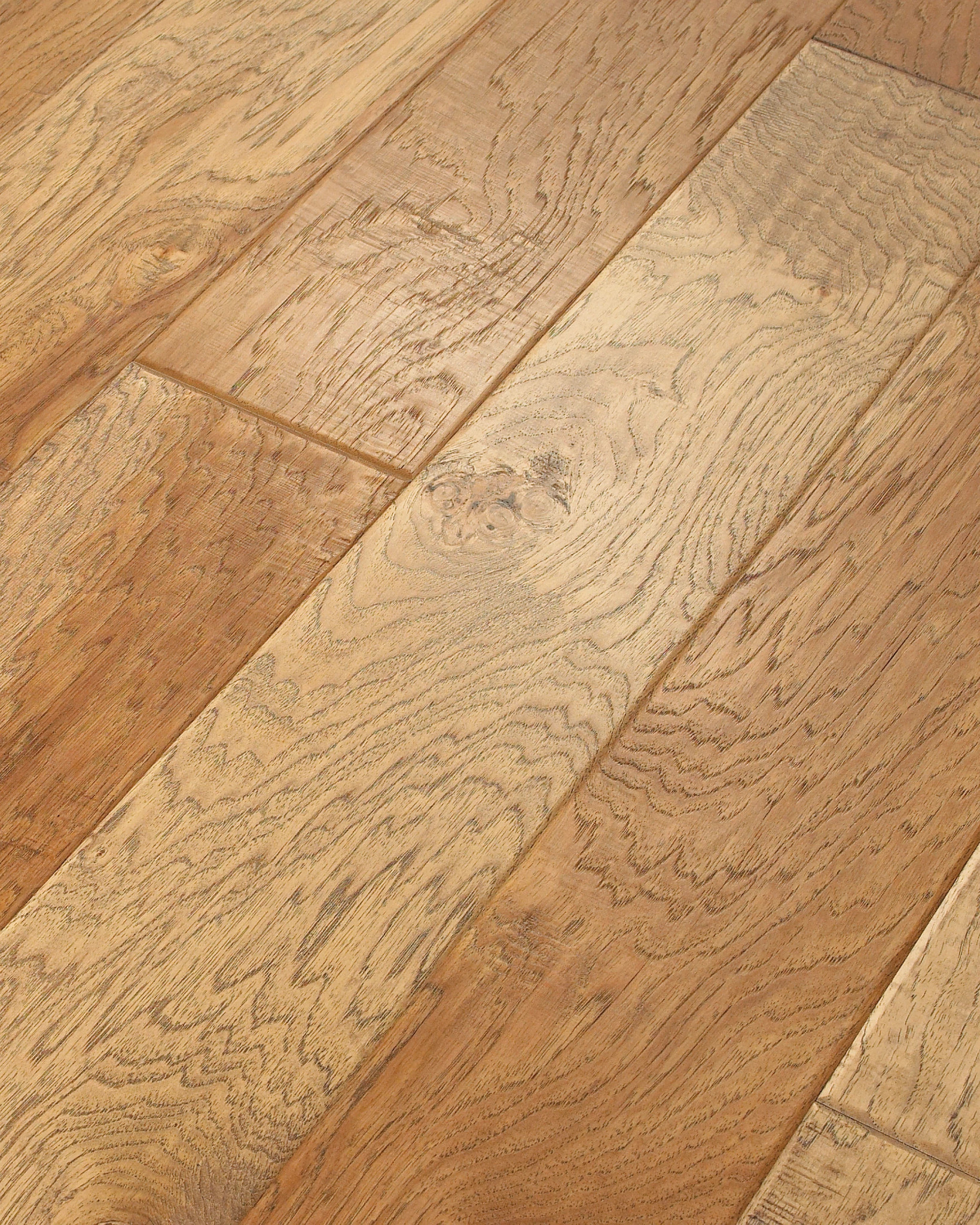 Sequoia 6 3/8 - in color Bravo | Shaw Floors