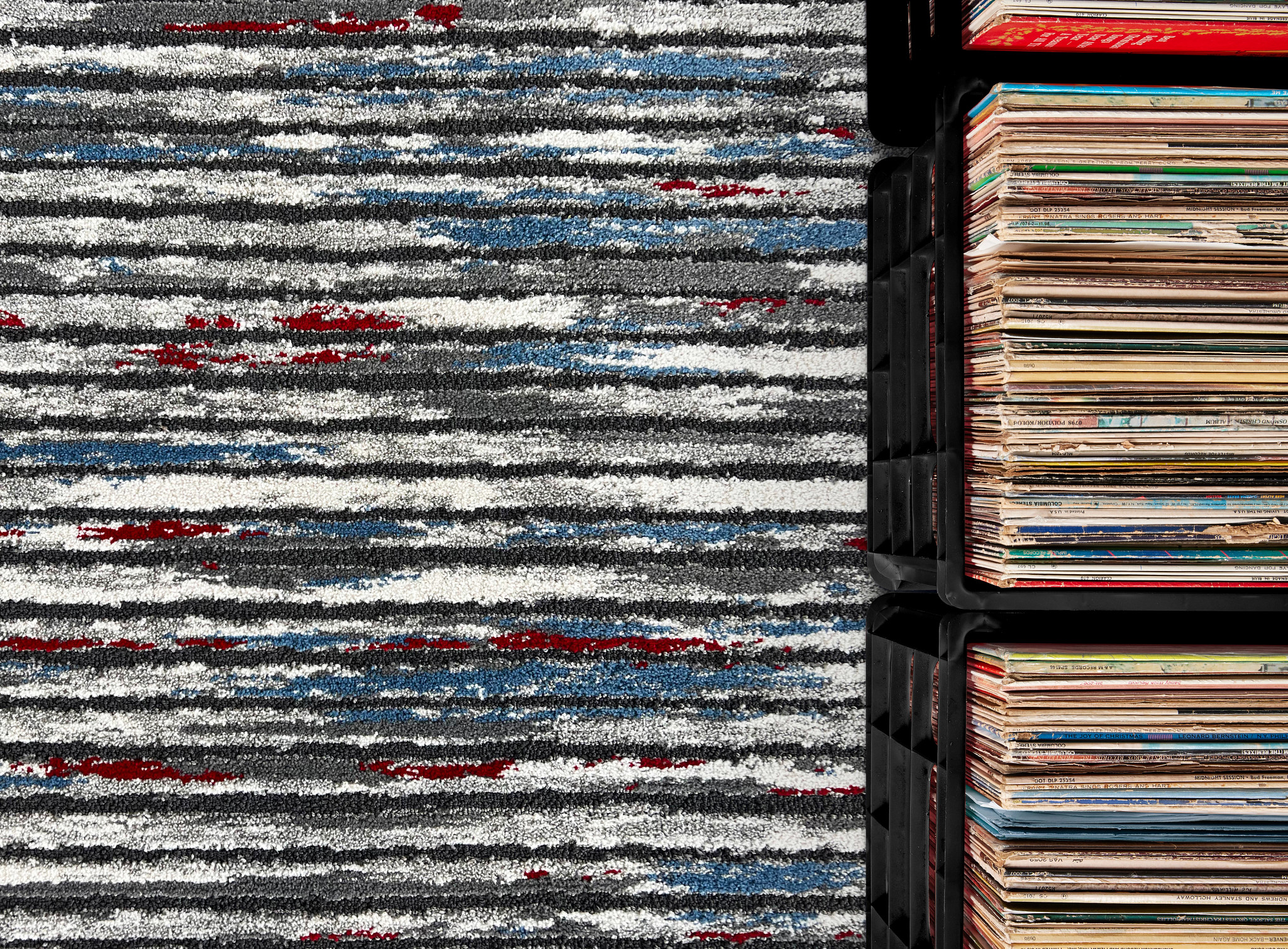 DJing 11X11 Circular Hidden Edge Vibe Feature 2