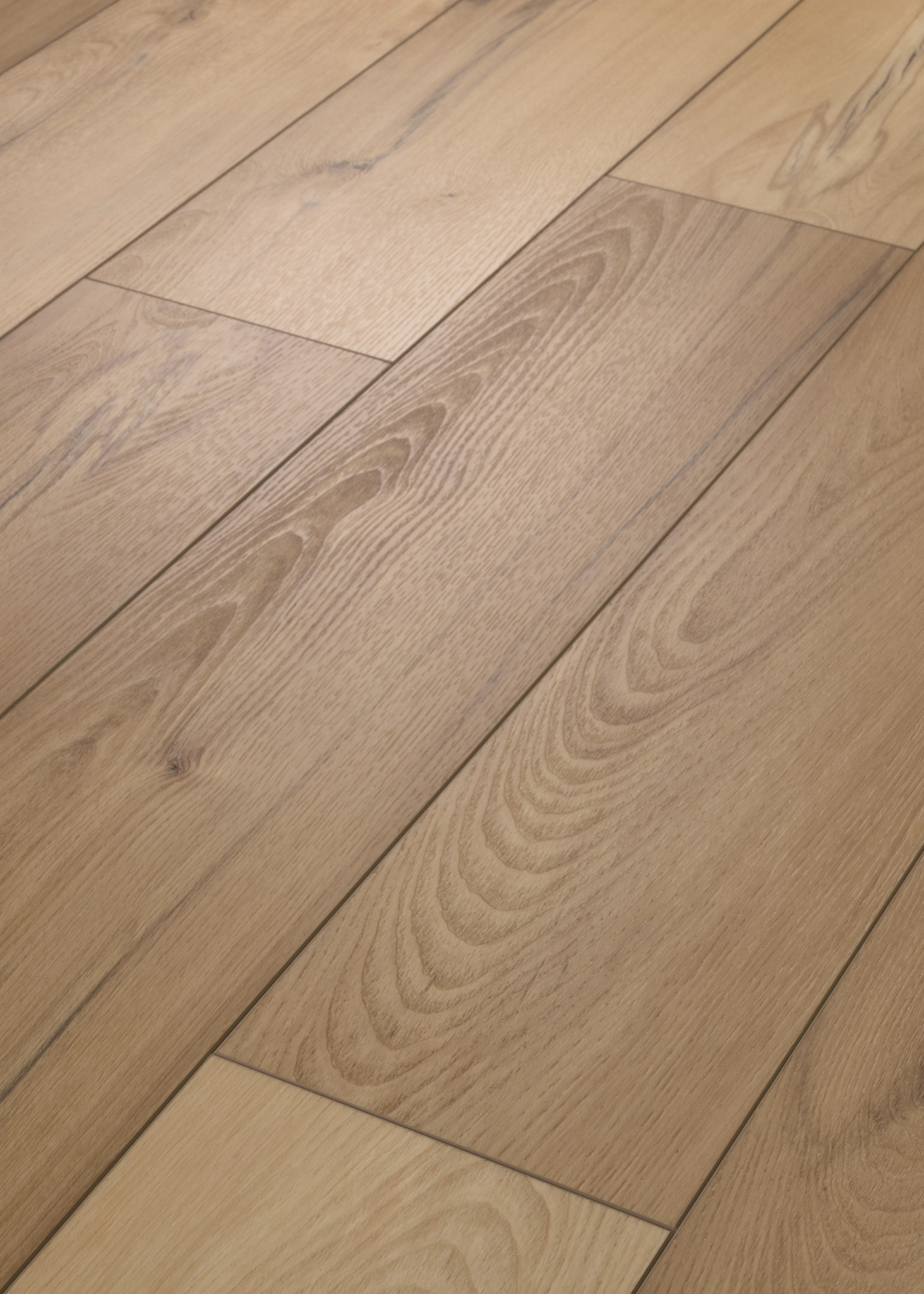 TITAN HD PLUS PLATINUM IMPERIAL BEECH ANGLED