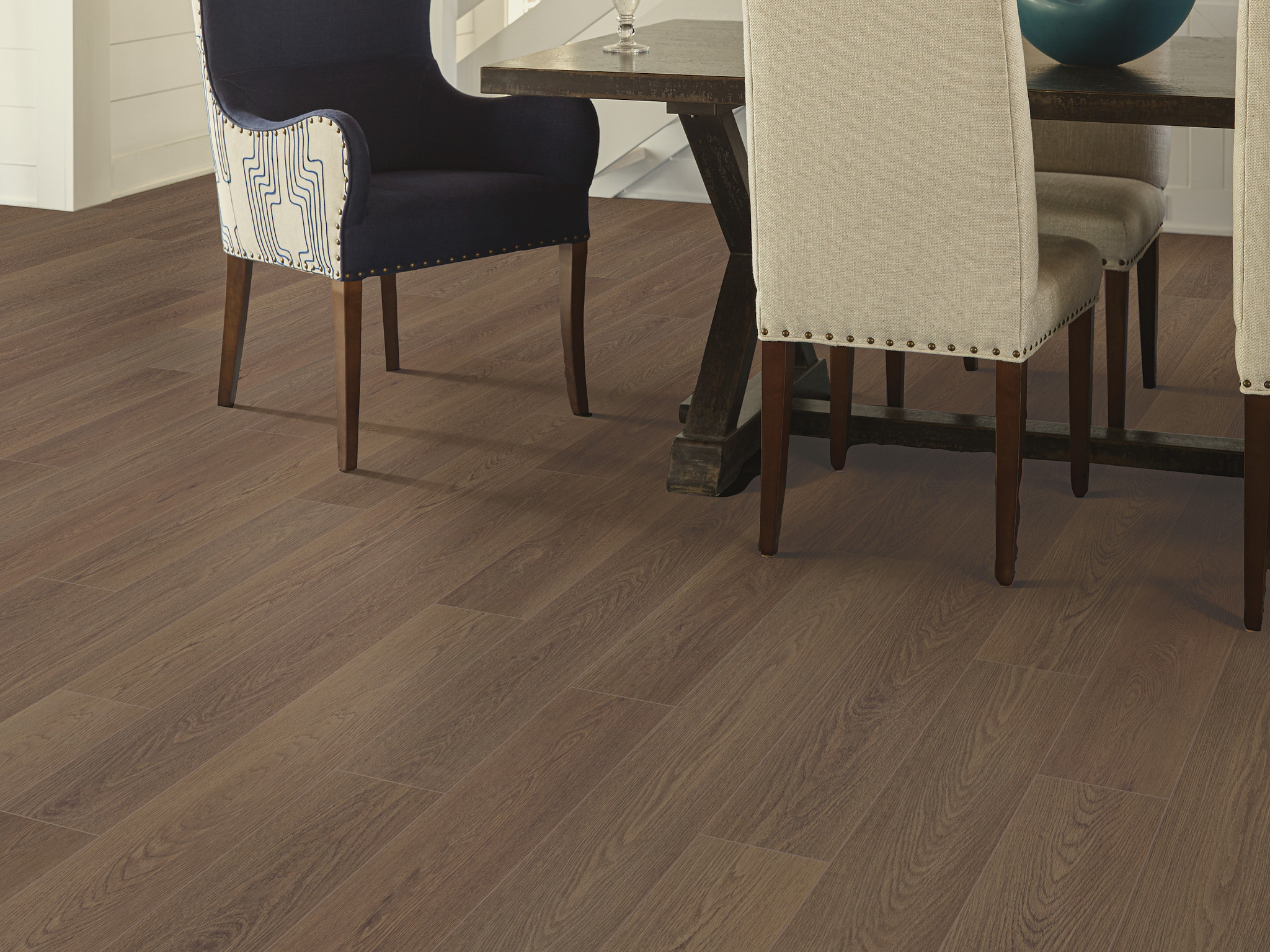 DISTINCTION PLUS BARREL OAK ROOM