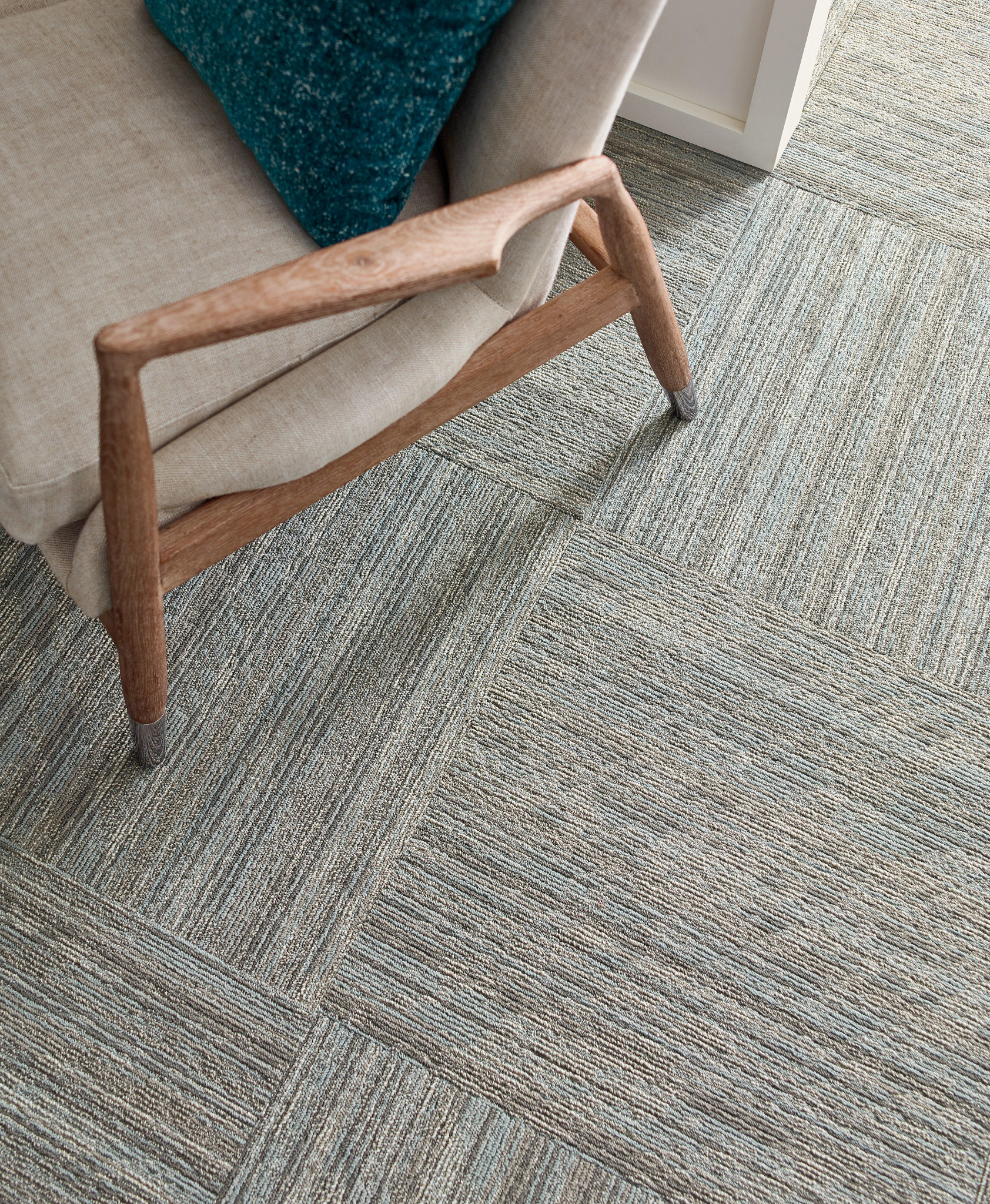 SORT-54919-PLEAT-00500-room-image