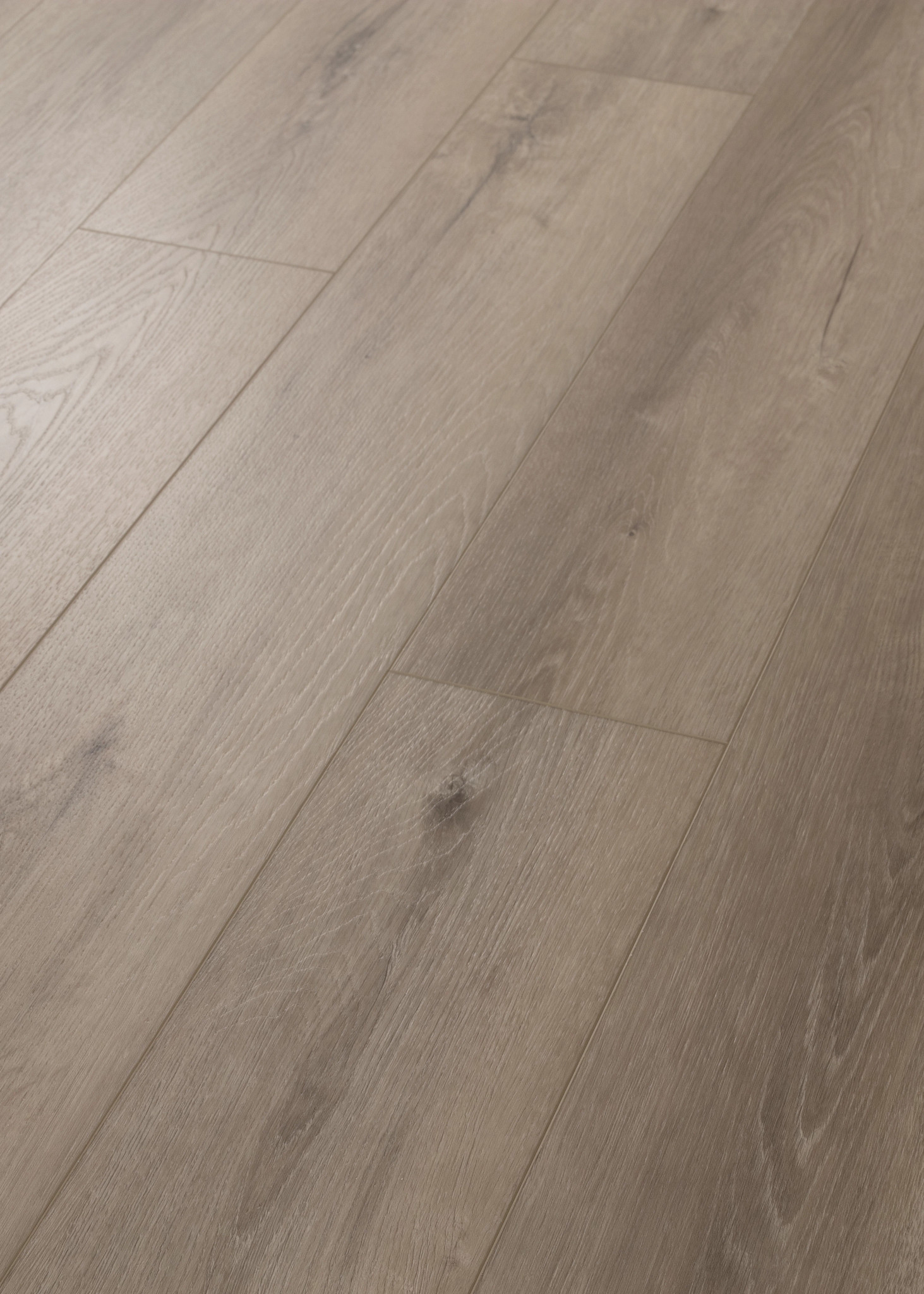 MALTESE QUARRY OAK ANGLED