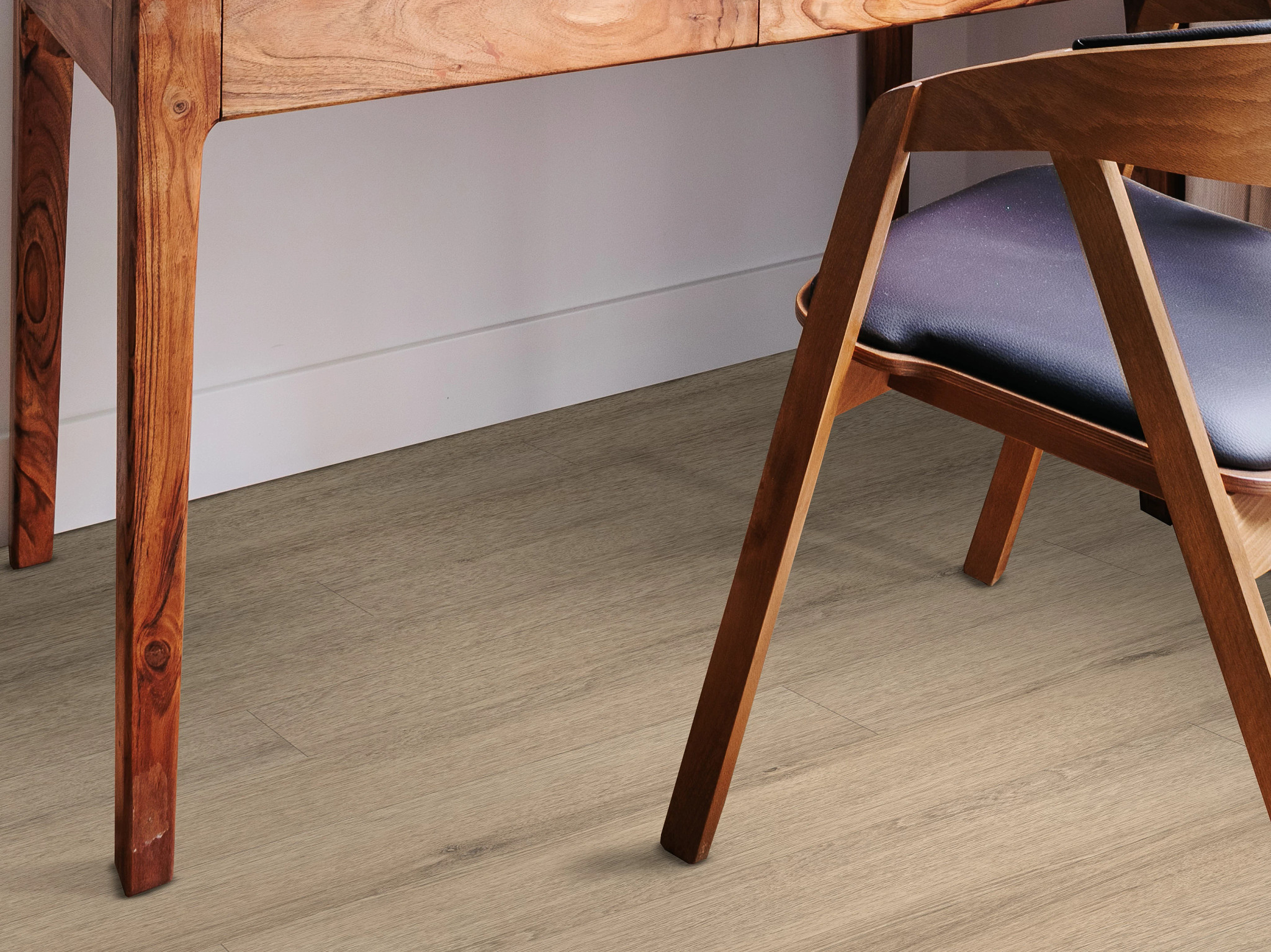 INDWELL-II-SPC-5724V-HAZELWOOD-07312-room-image