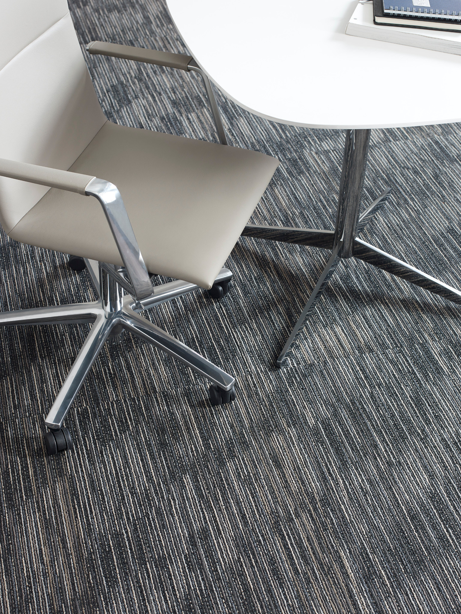 STEADY-54883-AXEL-83510-room-image