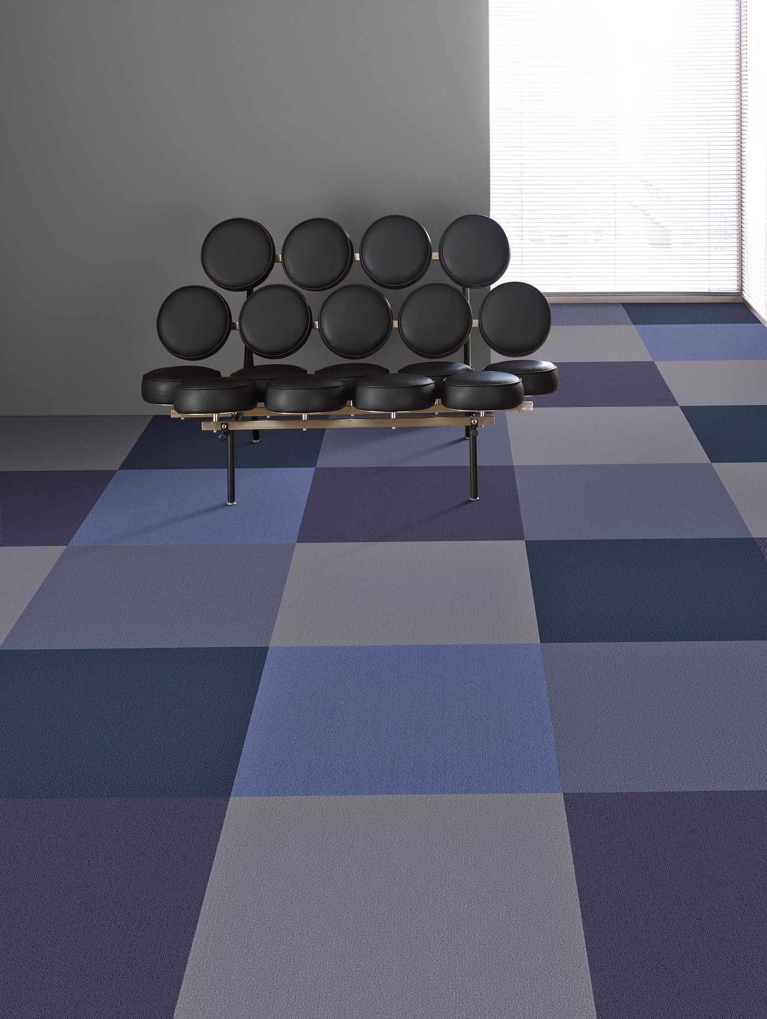 COLOR ACCENTS 54462 BLUESTONE 62400 room image