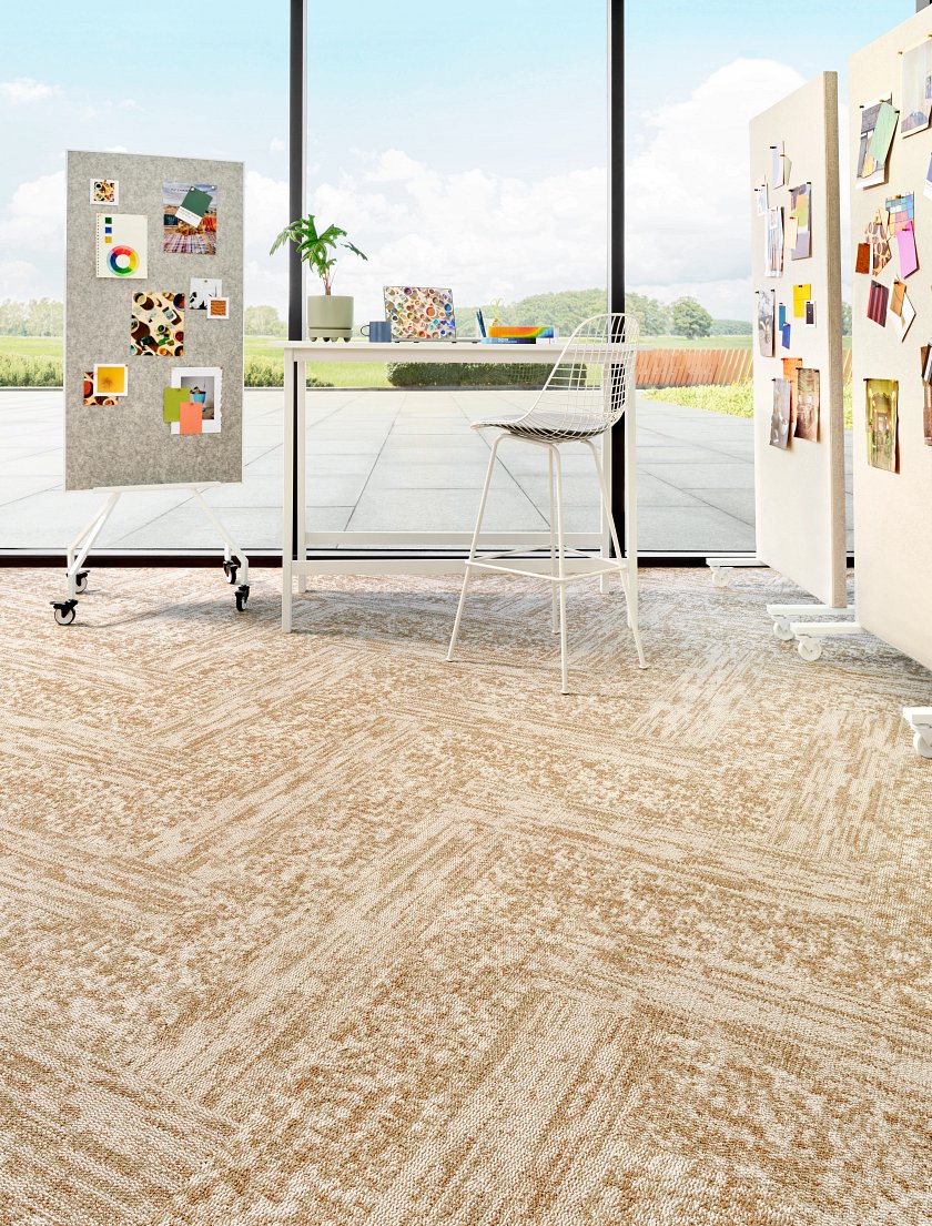 Expression Tile Magnetite - LVP flooring Expression Tile Magnetite Feature 1