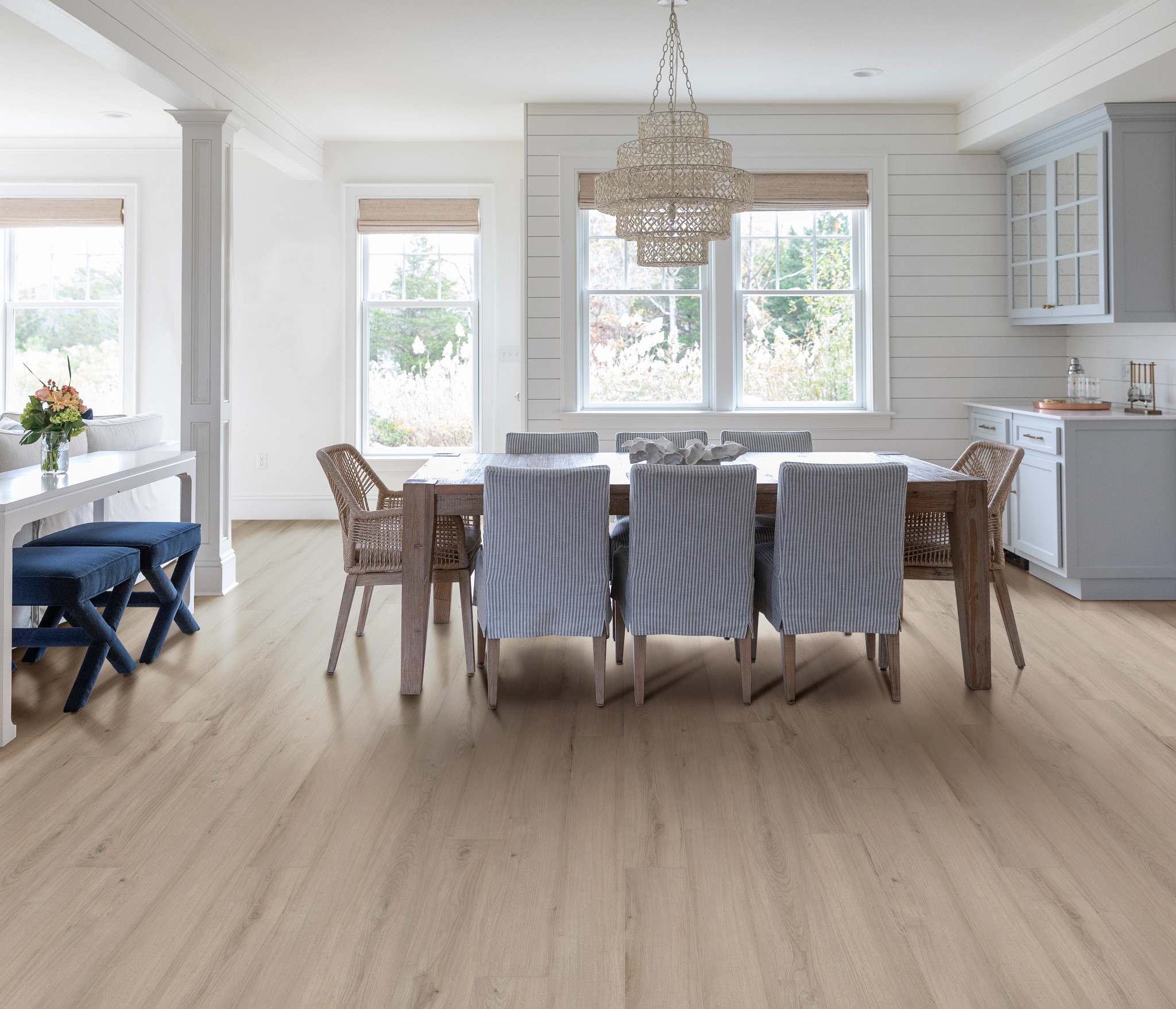 AMBITION WARM SAND ROOM