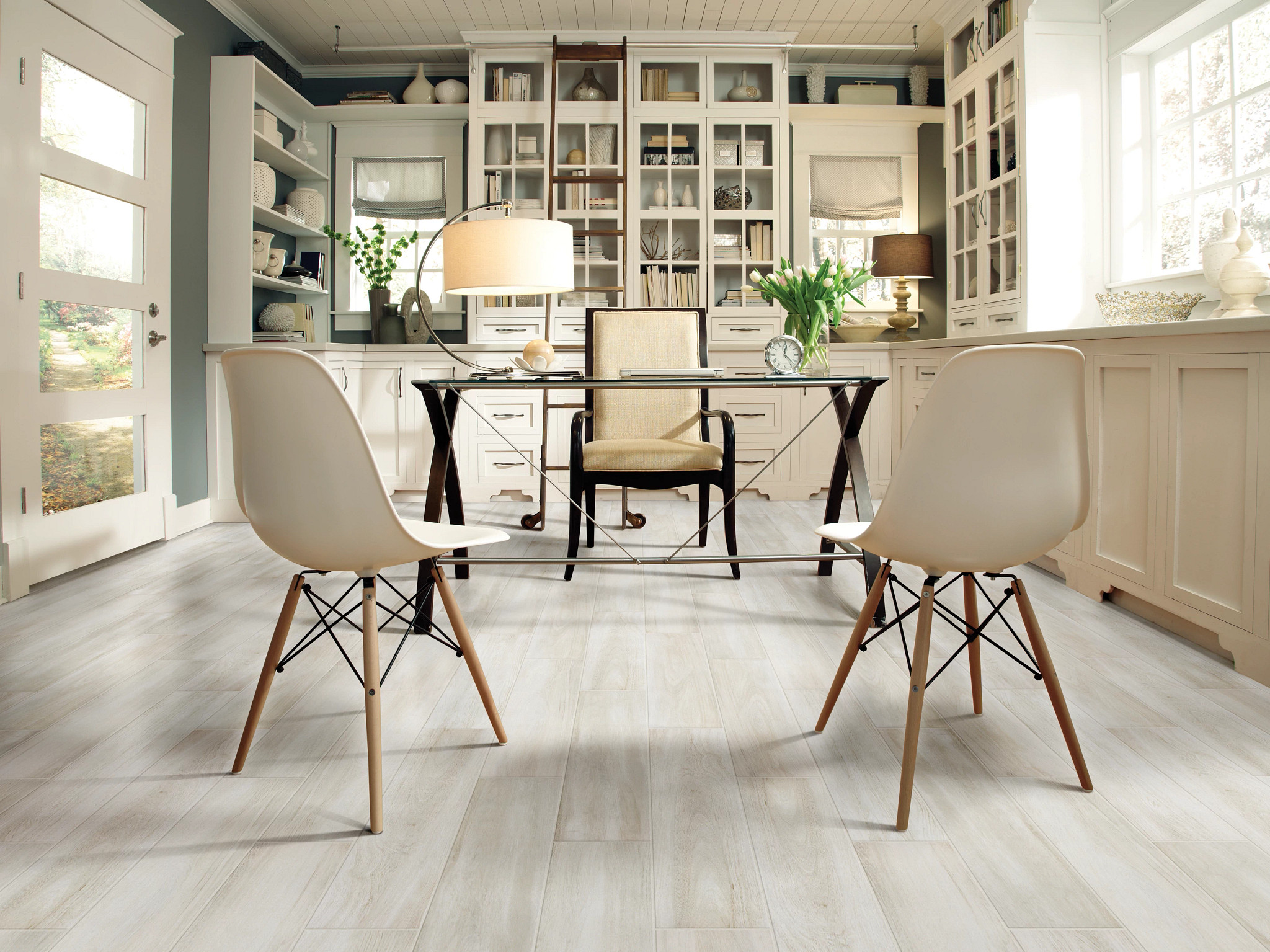 VALENTINO 8X32 ACTION ROOM