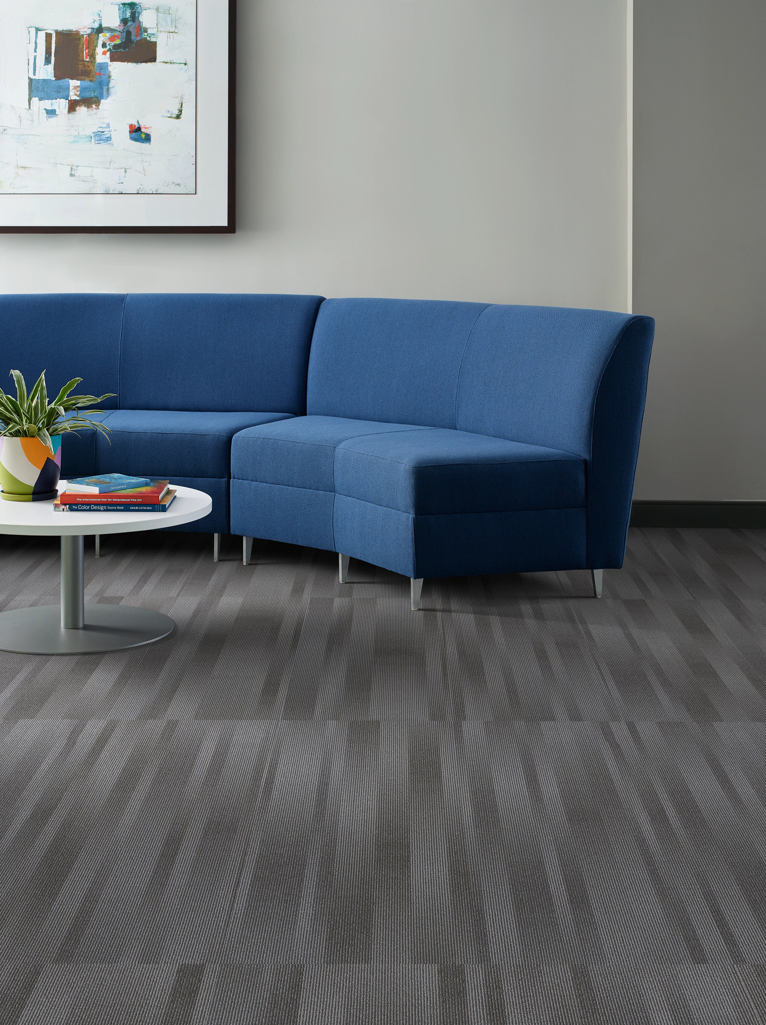 ILLUMINATE-54942-GLINTING-00508-room-image