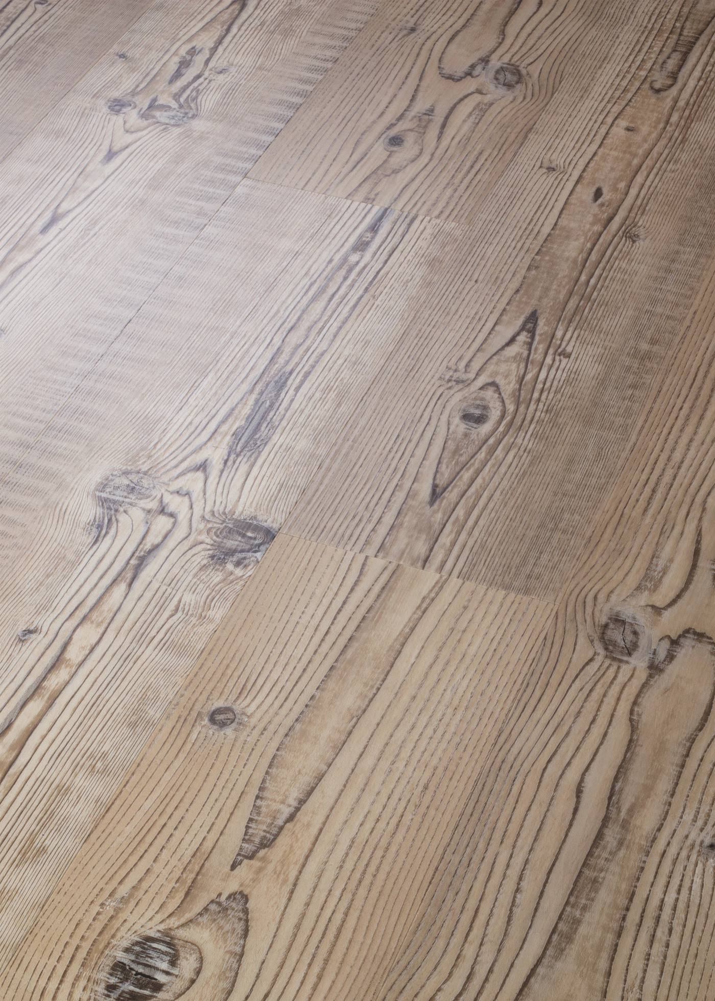 Accent Pine, the manufacturer's video