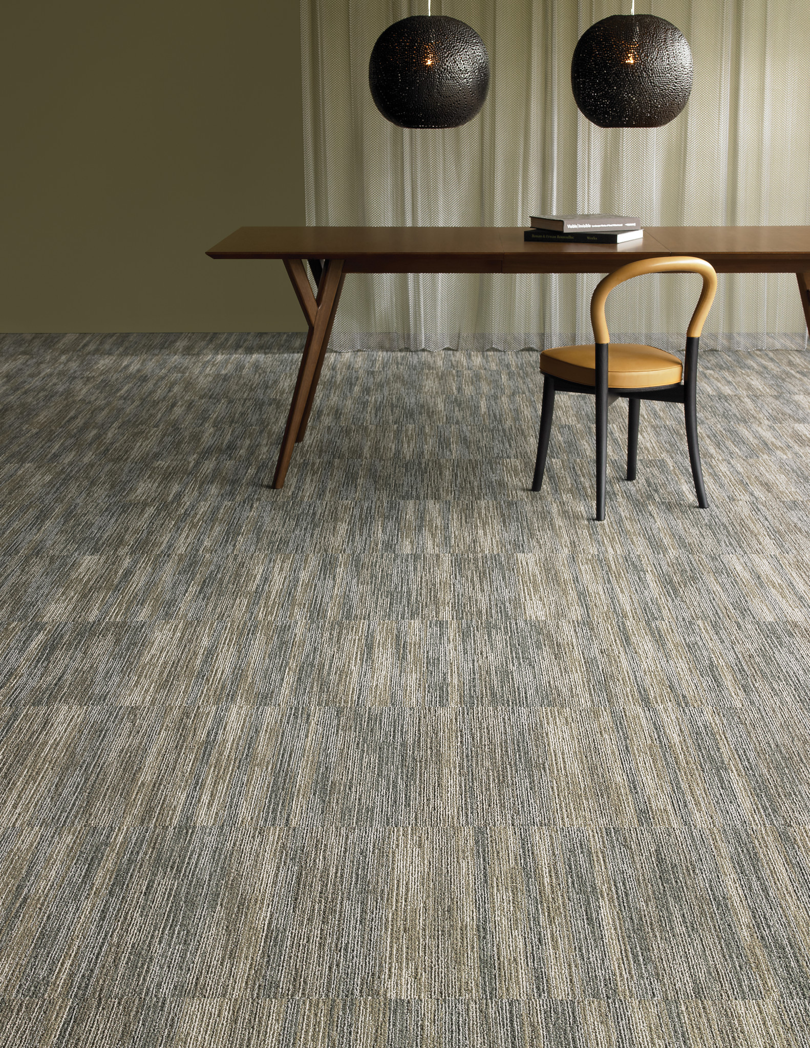 Kasuri Tile Tarnish Feature 1