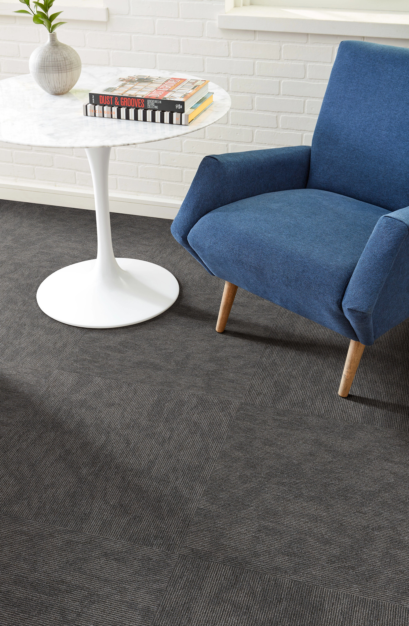 CONTENDER-54956-CHAMPION-00710-room-image