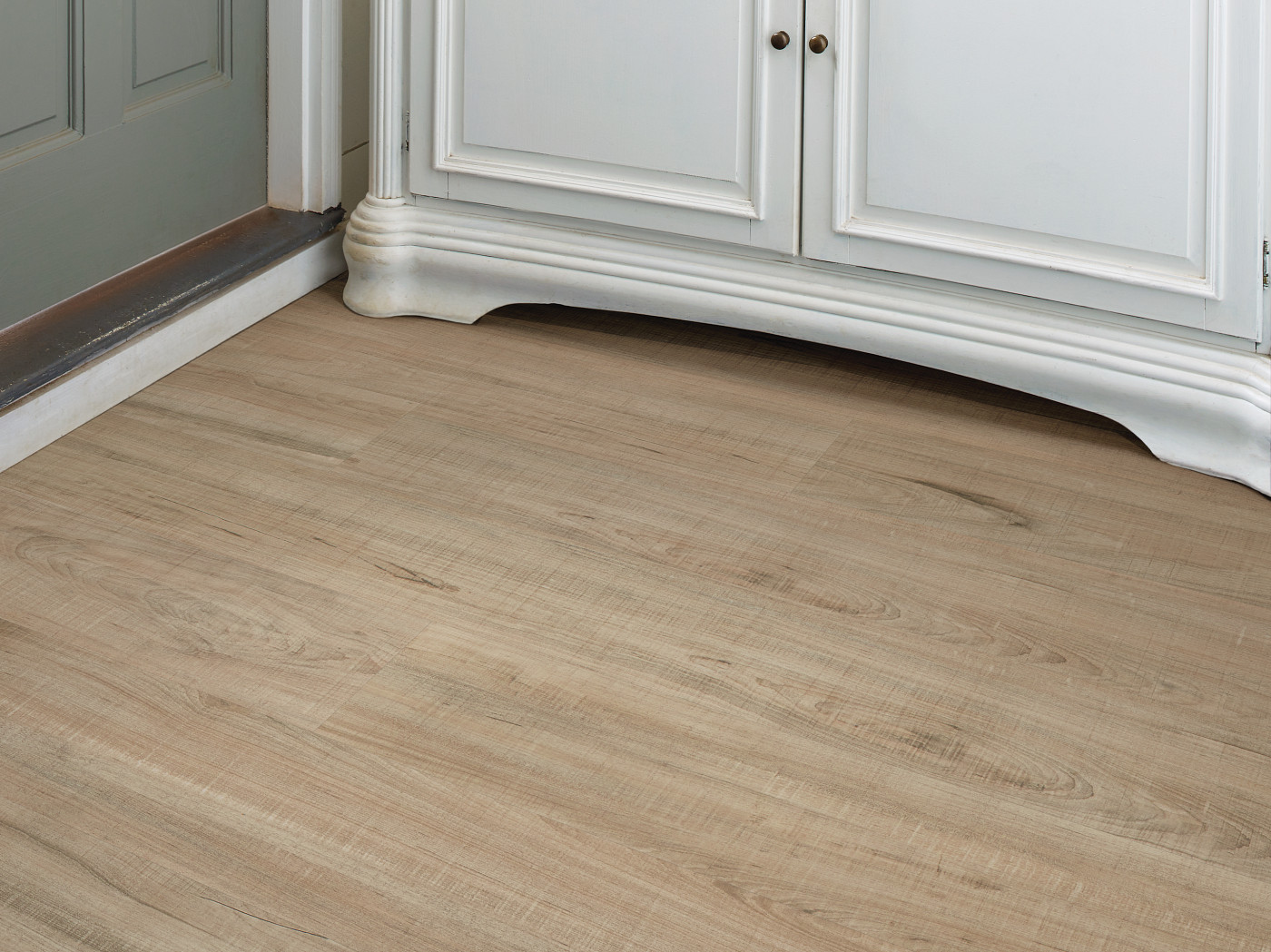 Chatter Oak flooring, shown in a room