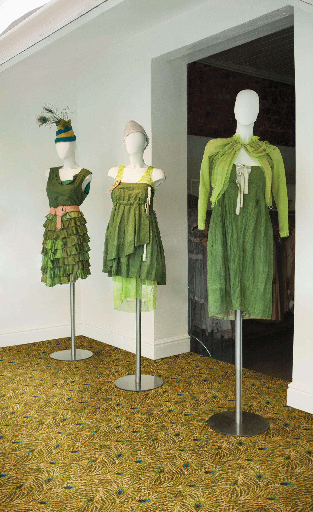 EYES ON YOU 54530 JAVA 30310 room image