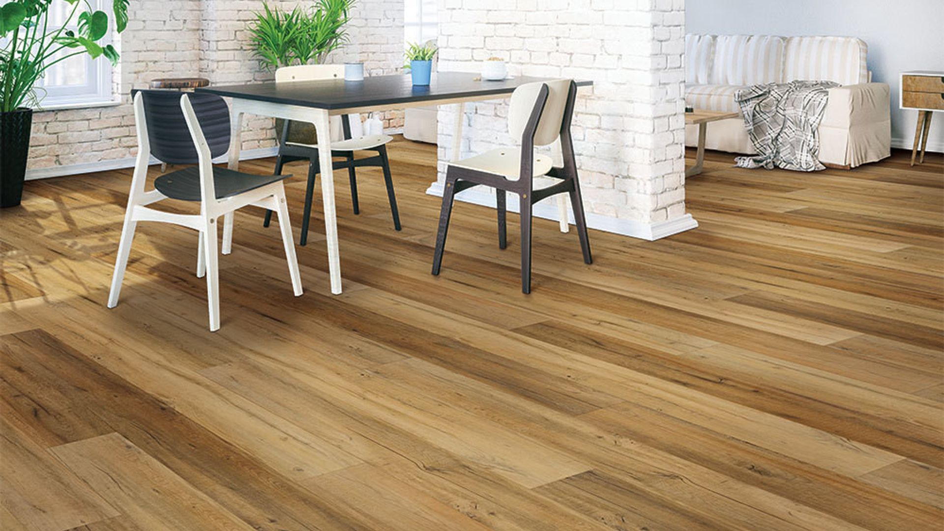 Oak Luxury Plank Flooring | COREtec Premium