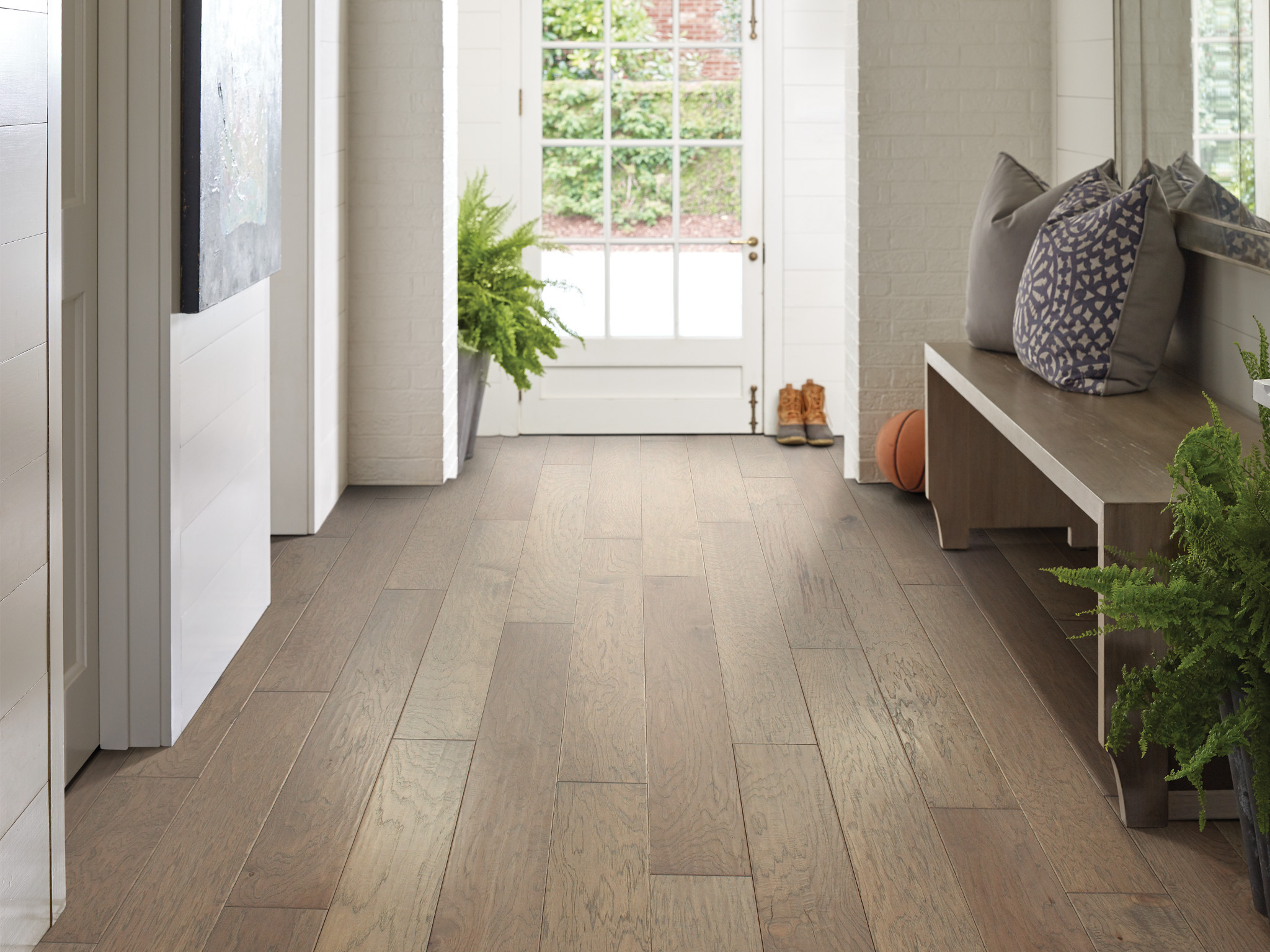 CONTINENTAL MESQUITE ROOM