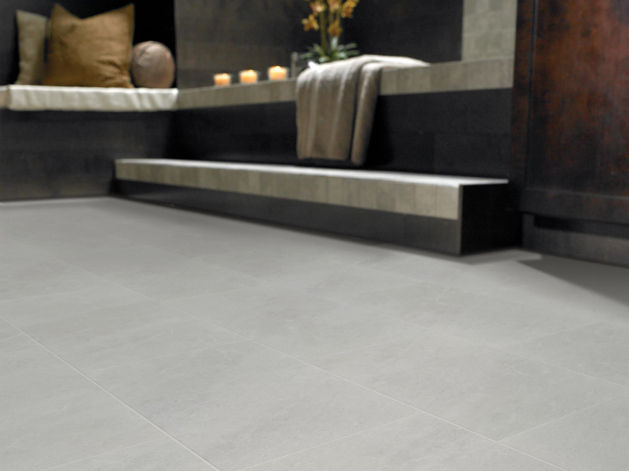 ARENA MOSAIC BONE ROOM