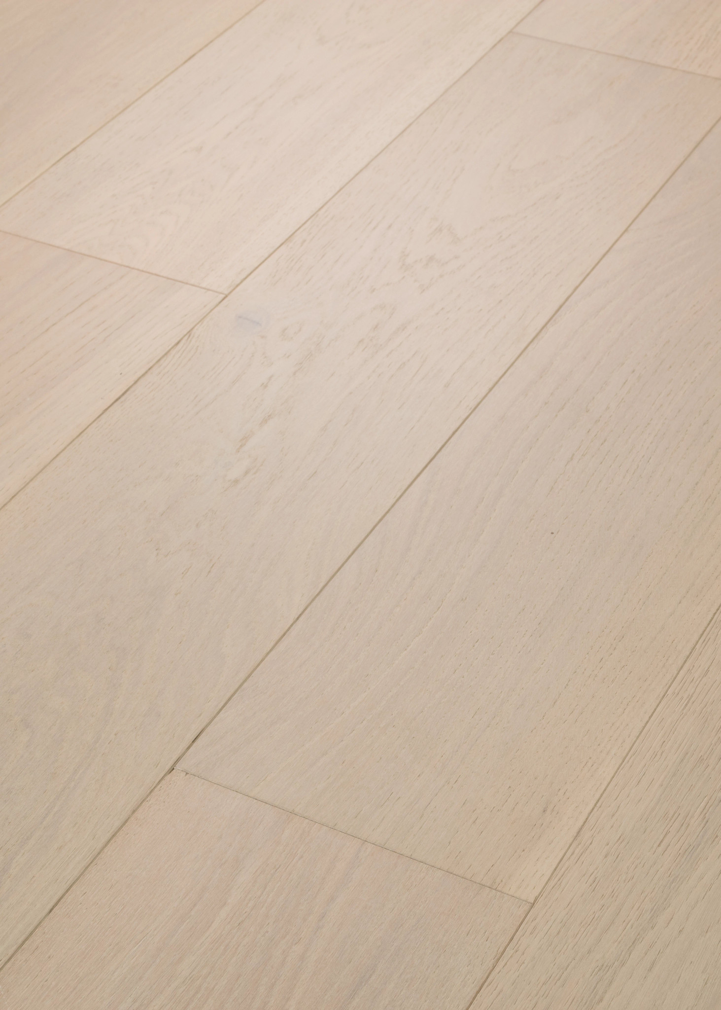 CHATEAU OAK GABLE ANGLED