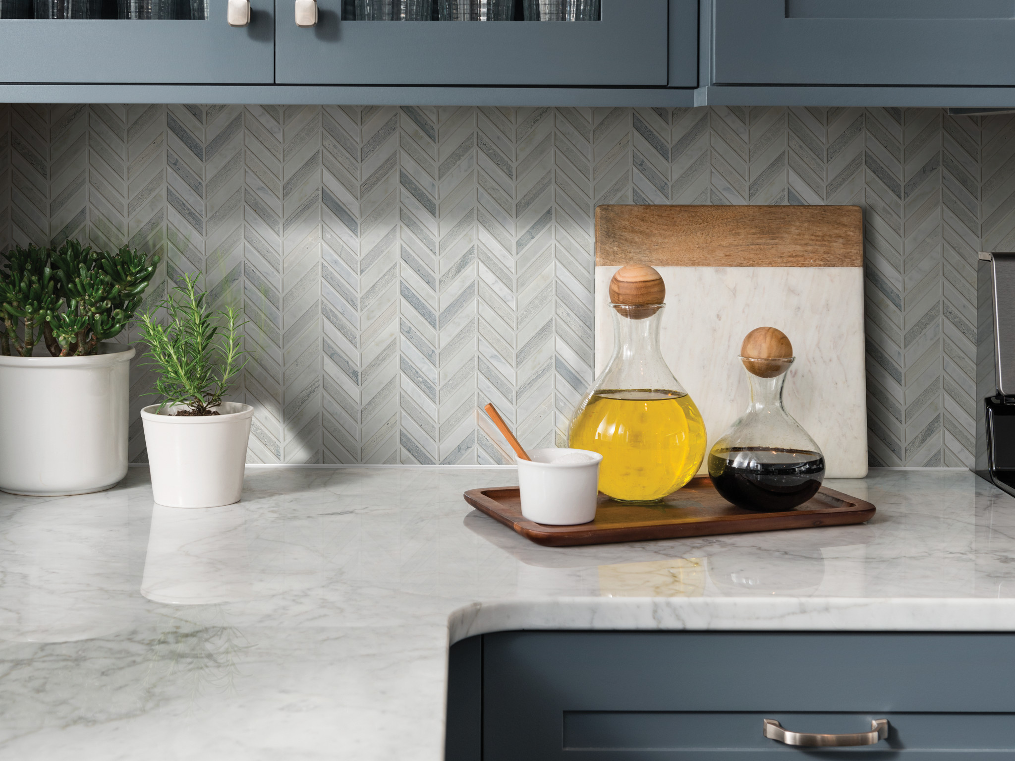 CHATEAU CHEVRON MOSAIC BIANCOCARRARA/B ROOM