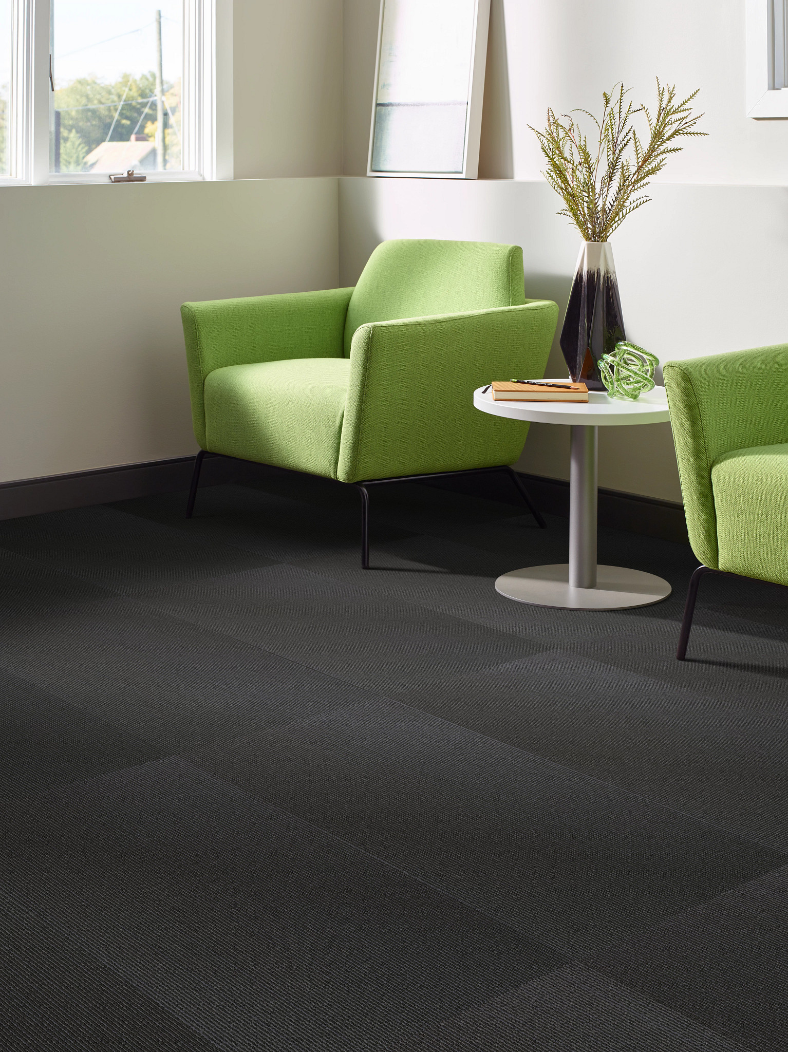 RADIATE-54943-DYNAMIC-00520-room-image