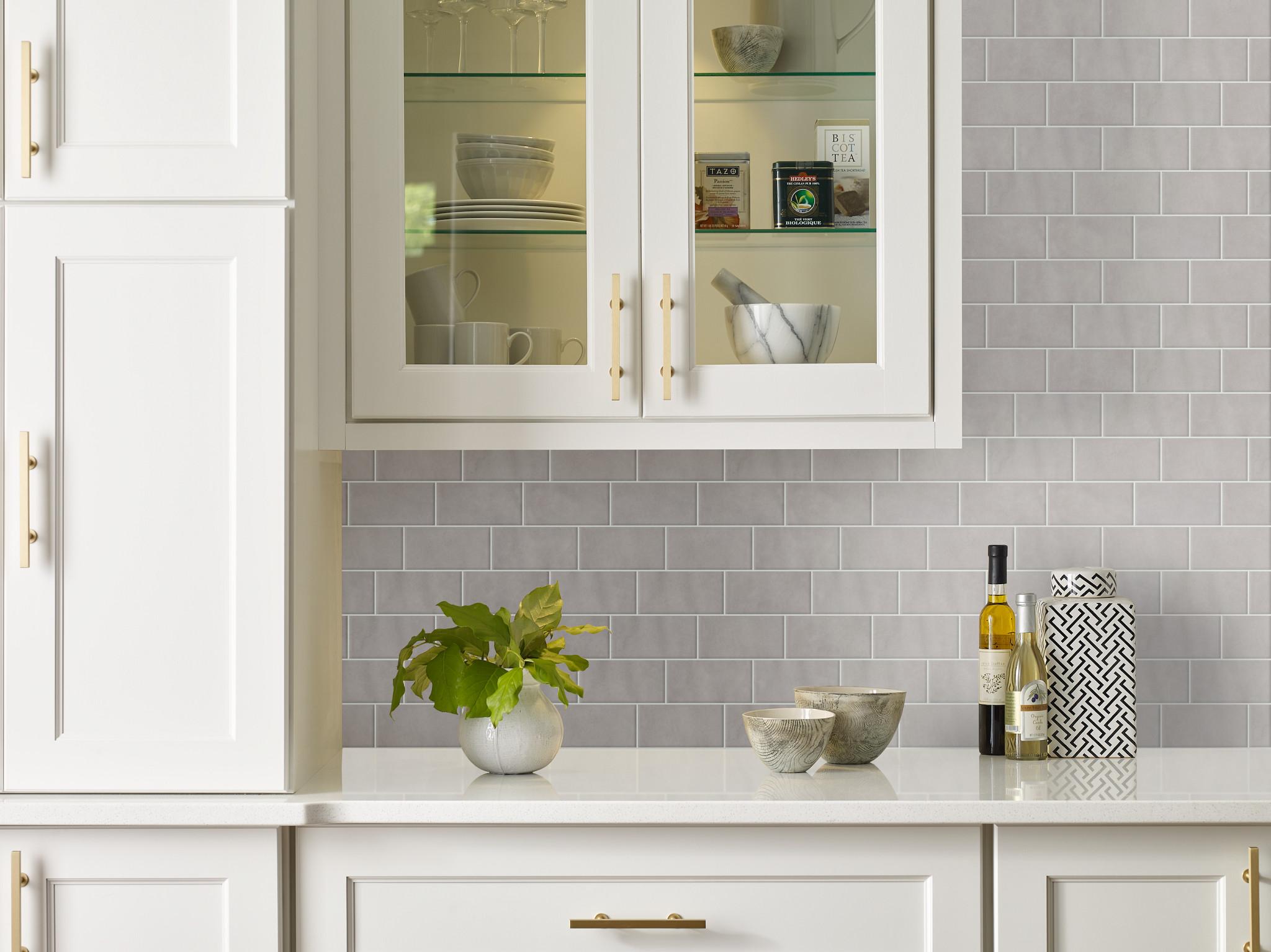 KALEIDOSCOPE 4X8 BRICK PEARL ROOM