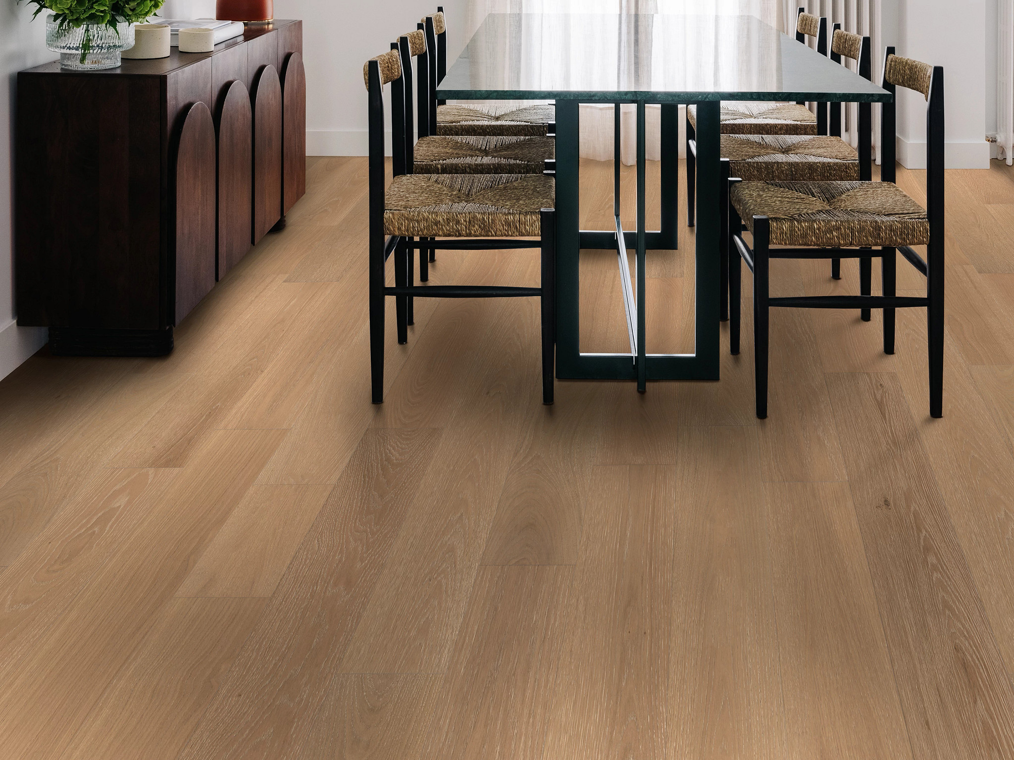 CARPENTRY OAK AMBER GLOW ROOM in room