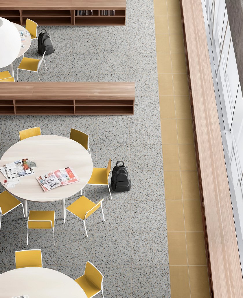 Format 12 X 24 StrideGuard™ Matte Dune - LVP flooring Format 12 X 24 StrideGuard™ Matte Dune Feature 2