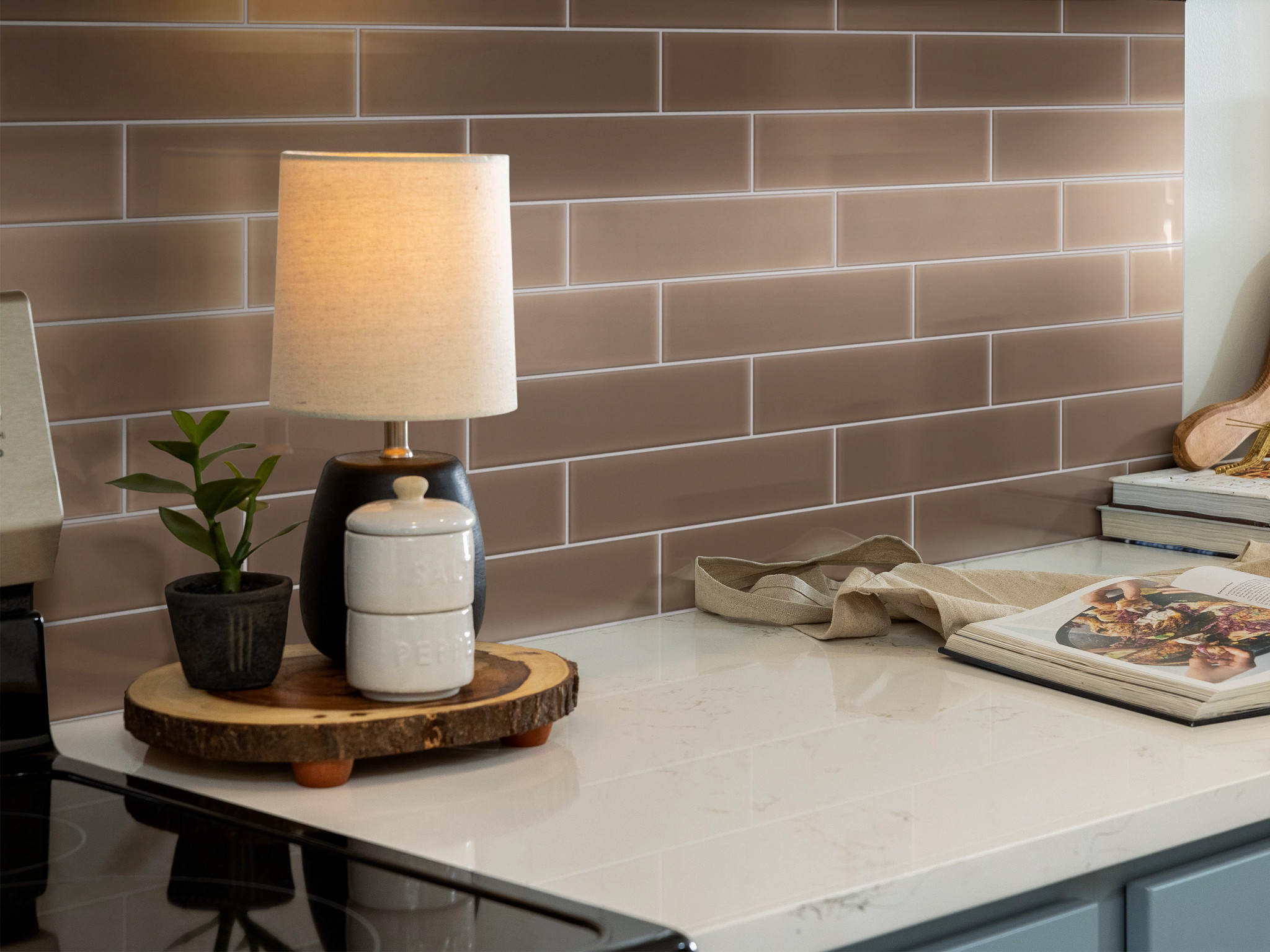 ASCENDANT 2X8 BALANCED TAUPE ROOM