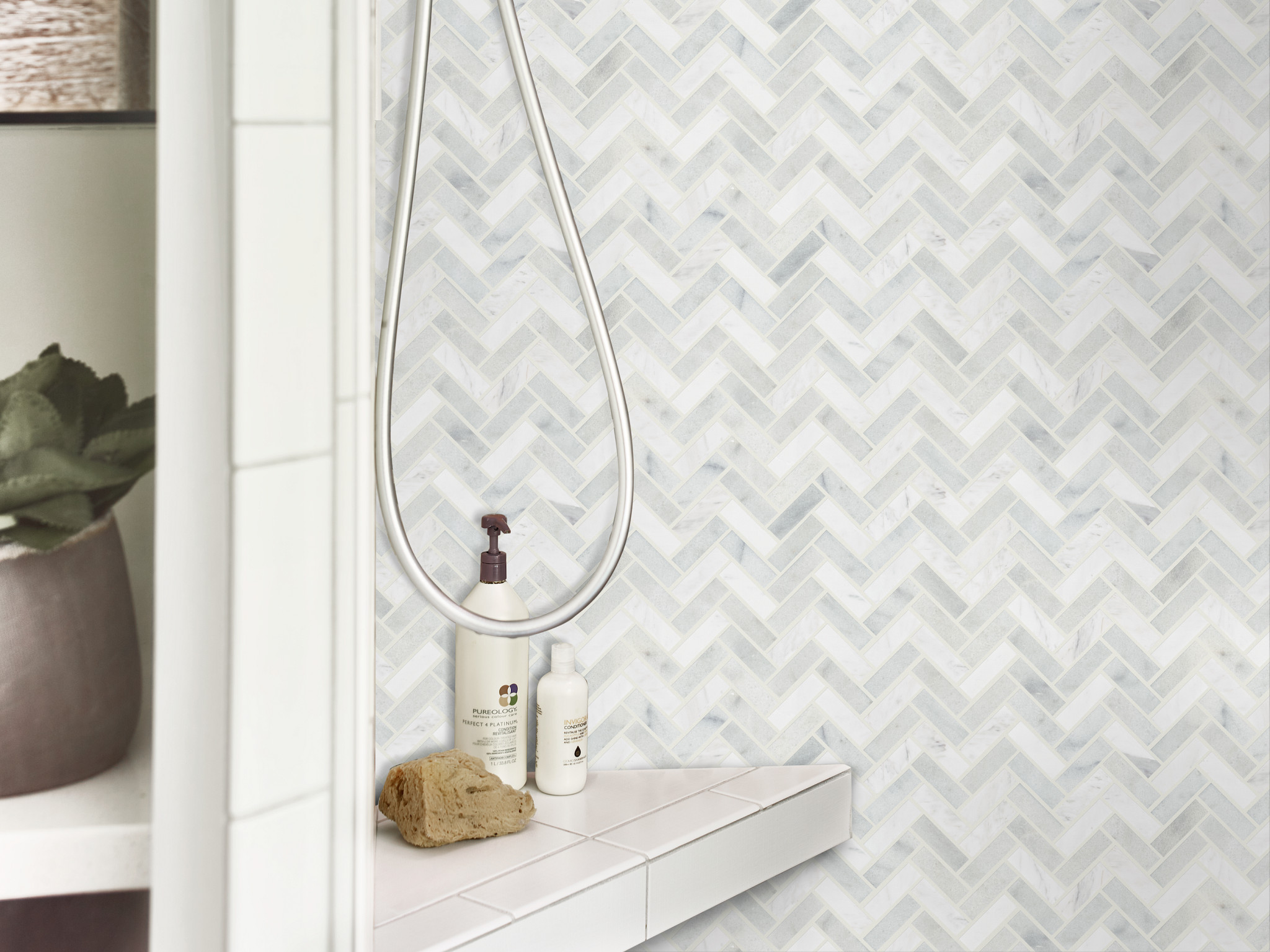 NOBLE PURSUIT 1X3 HB DOLOMITE ROOM