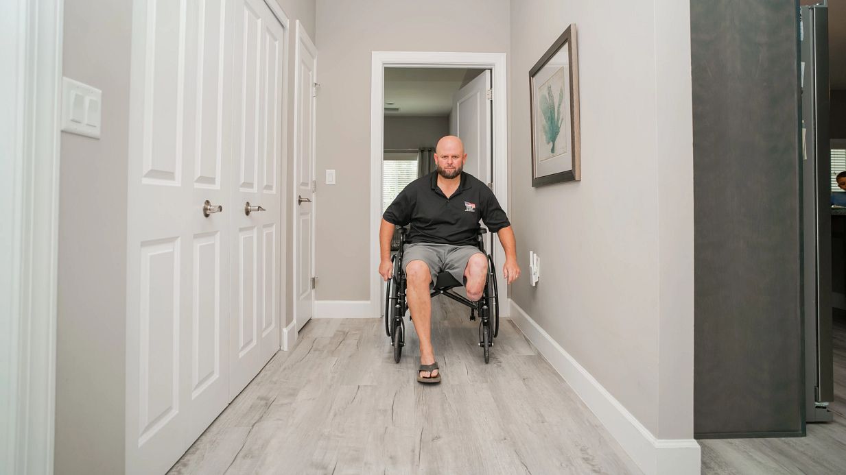 As a U.S. Army veteran, Kevin O’Meara, Shaw’s vice president of integrated supply chain, has a special appreciation for the company’s involvement with Homes for our Troops (HFOT). The main mission for HFOT is to help build and donate custom homes nationwide for severely injured post-9/11 veterans, which resonates closely with O’Meara. Shaw, in fact, serves as the exclusive flooring supplier for the nonprofit organization.