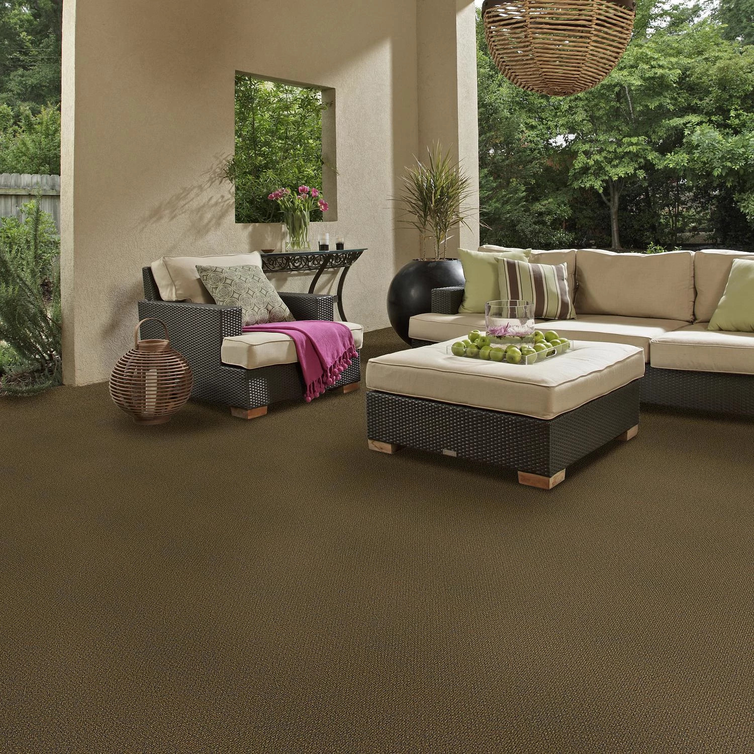 SUCCESSIONII-BL-54694-HAMMERED-00200-room-image