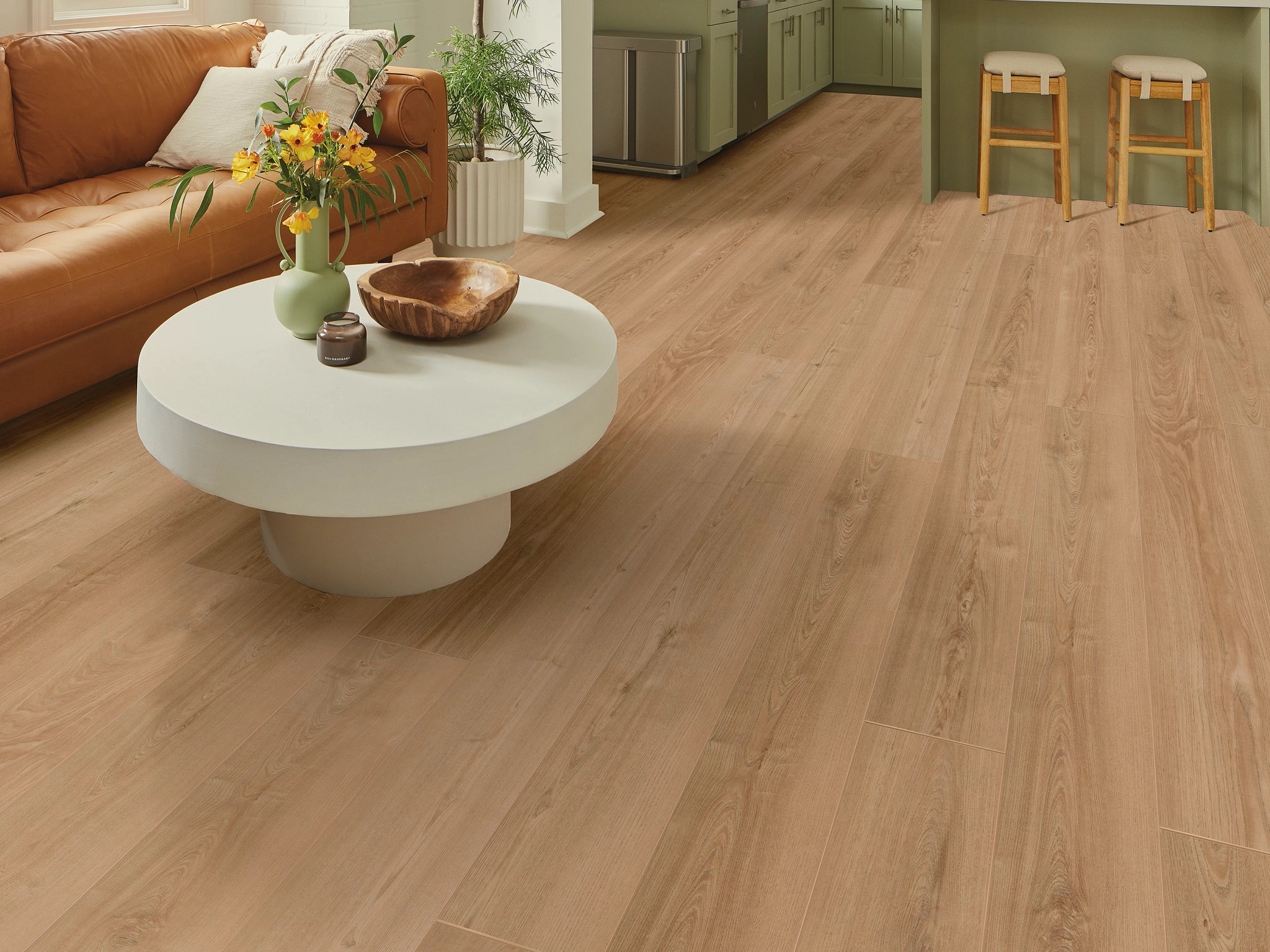 TITAN HD PLUS PLATINUM ANTIQUE CHESTNUT ROOM