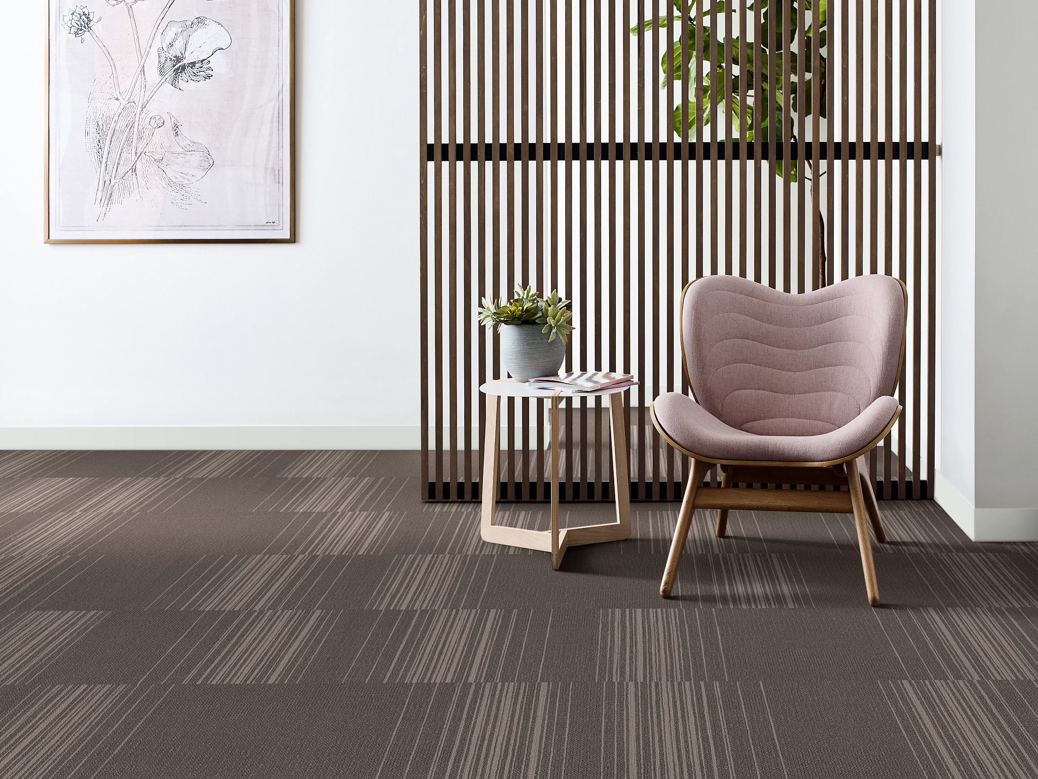 REALIGN-54971-MATURE-00710-room-image