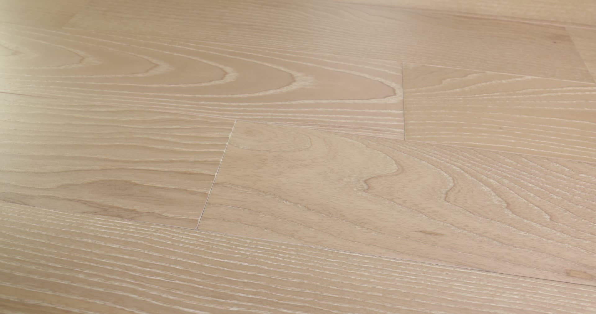 EUROPEAN ASH HERRINGBONE BISTRO 360PROD