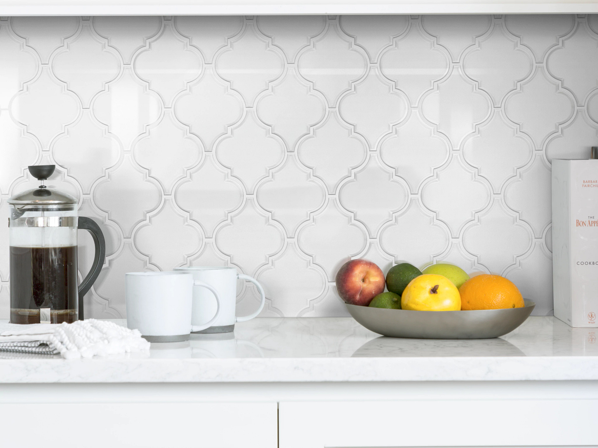 GRANDEUR LANTERN GLOSS WHITE ROOM