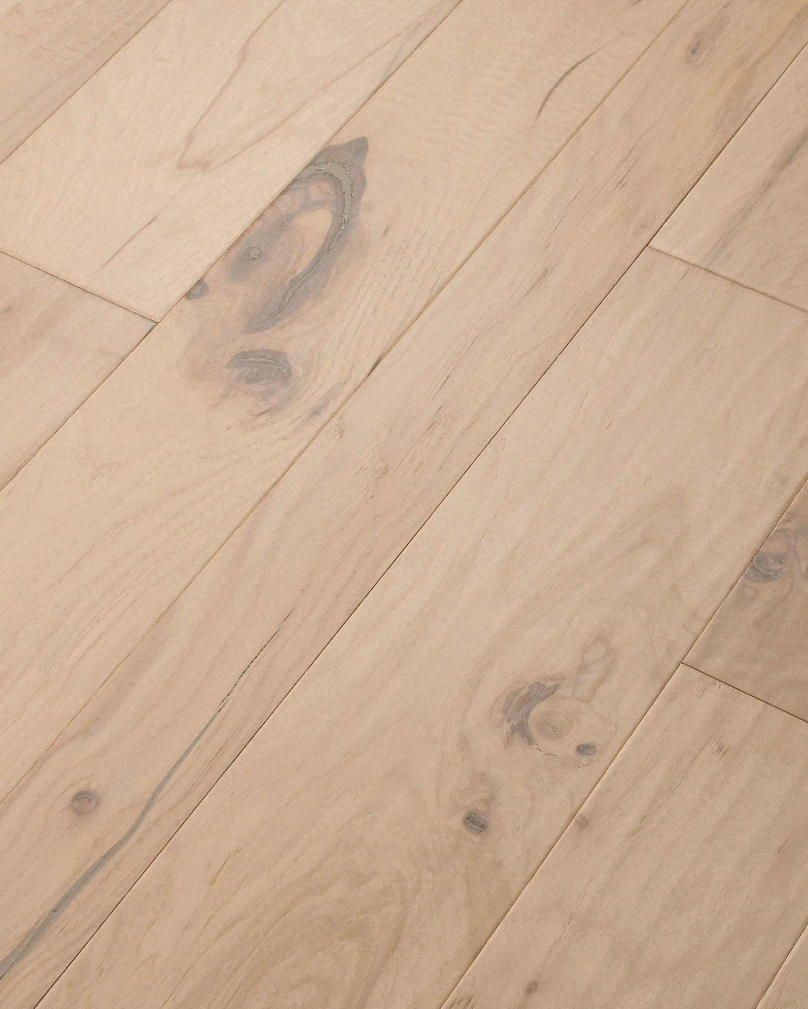 PEBBLE HILL MIXED WIDTH LINEN ANGLED