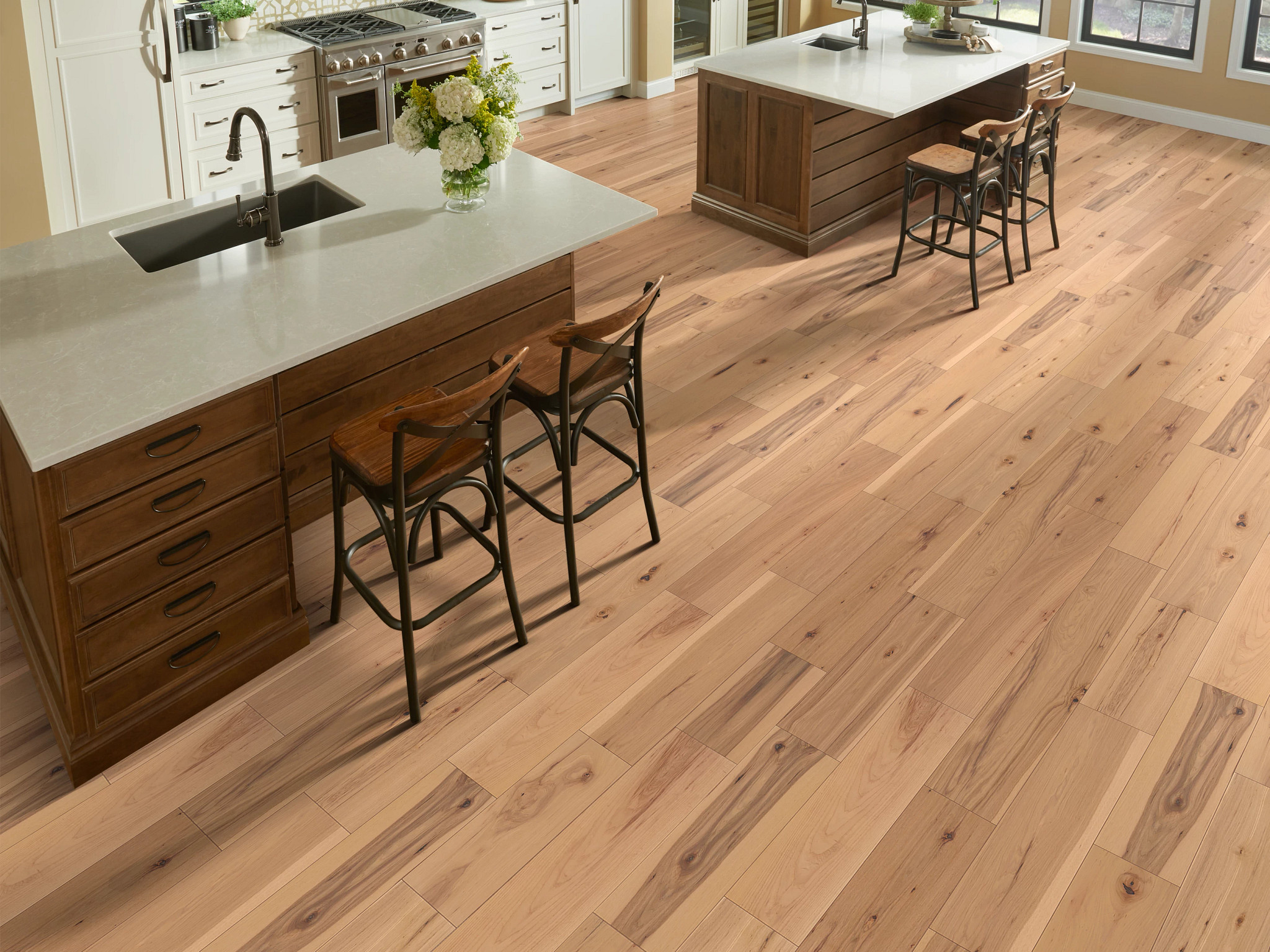 Landmark Sliced Hickory - in color Acadia | Shaw Floors