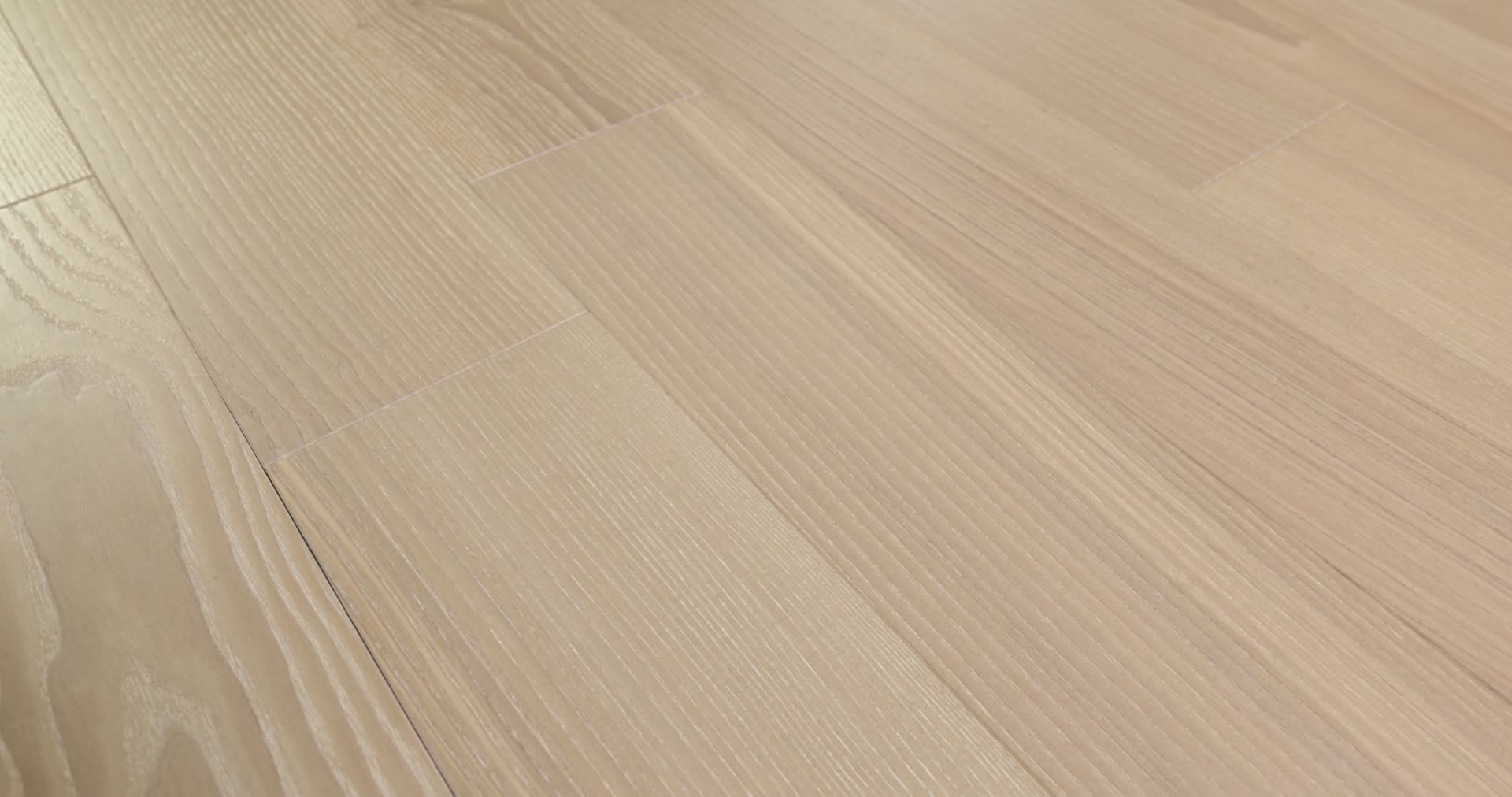 EUROPEAN ASH HERRINGBONE CARNIVAL 360PROD