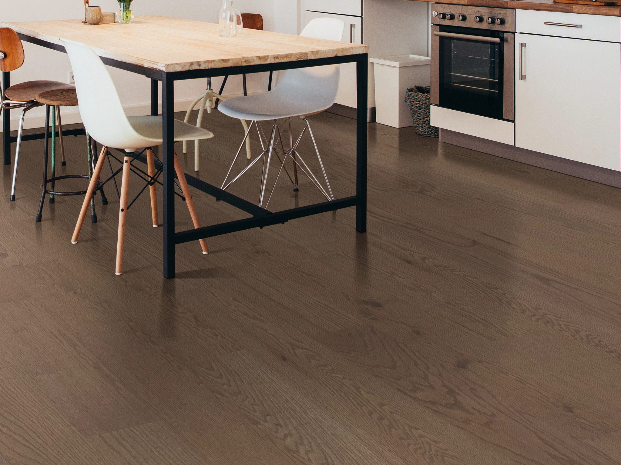 EXPLORATION OAK VALE ROOM