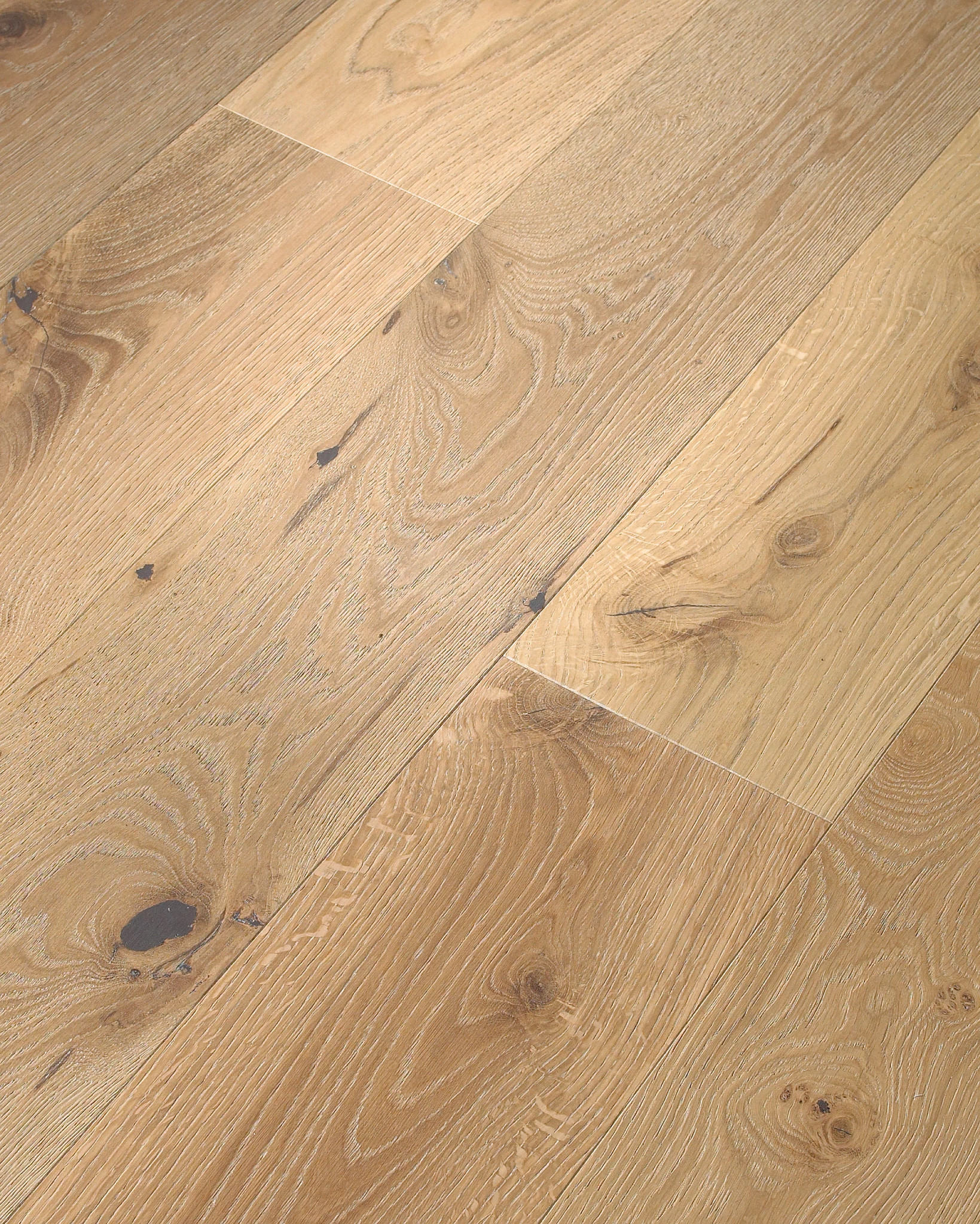 EXPRESSIONS FRESCO ANGLED