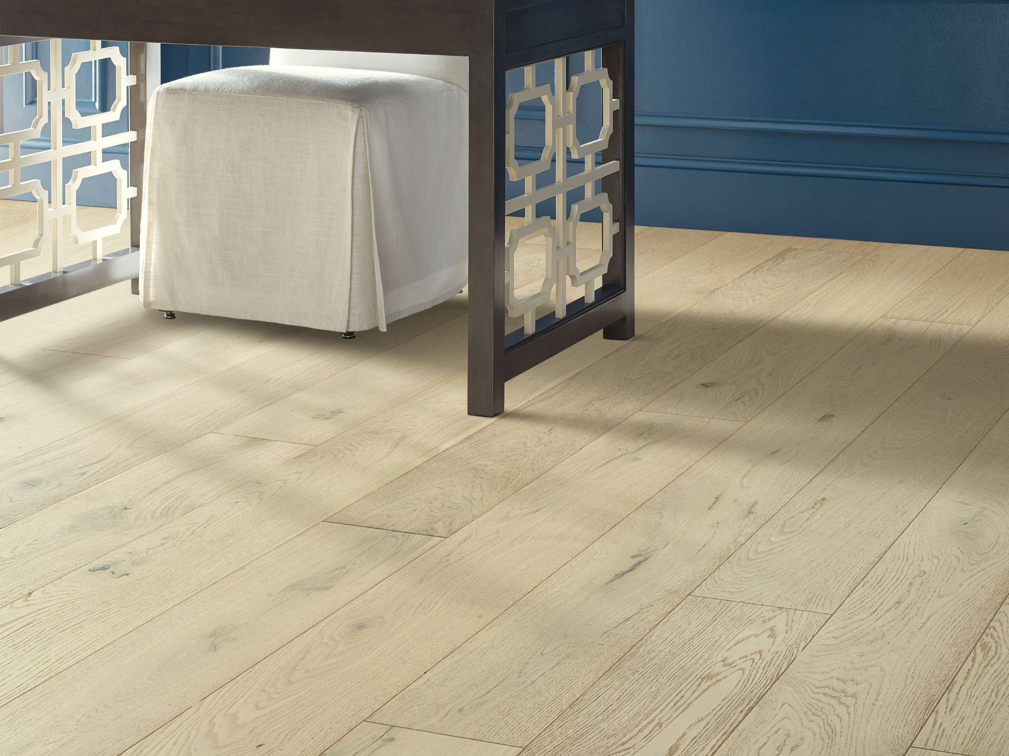 Couture Oak Sw689 Champagne Hardwoods, How To Clean Shaw Engineered Hardwood Floors